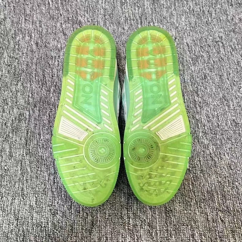 Louis Vuitton Louis Vuitton Louis Vuitton Tiffany Green Trainer Sneakers Size US 7 / EU 40 - 5 Thumbnail