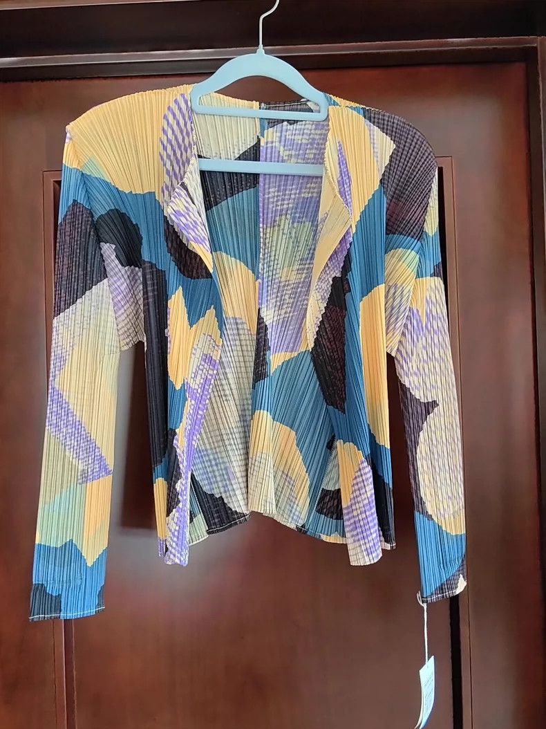 Issey Miyake Issey Miyake size:3 Yellow and blue pleated cardigan Size S / US 4 / IT 40 - 1 Thumbnail