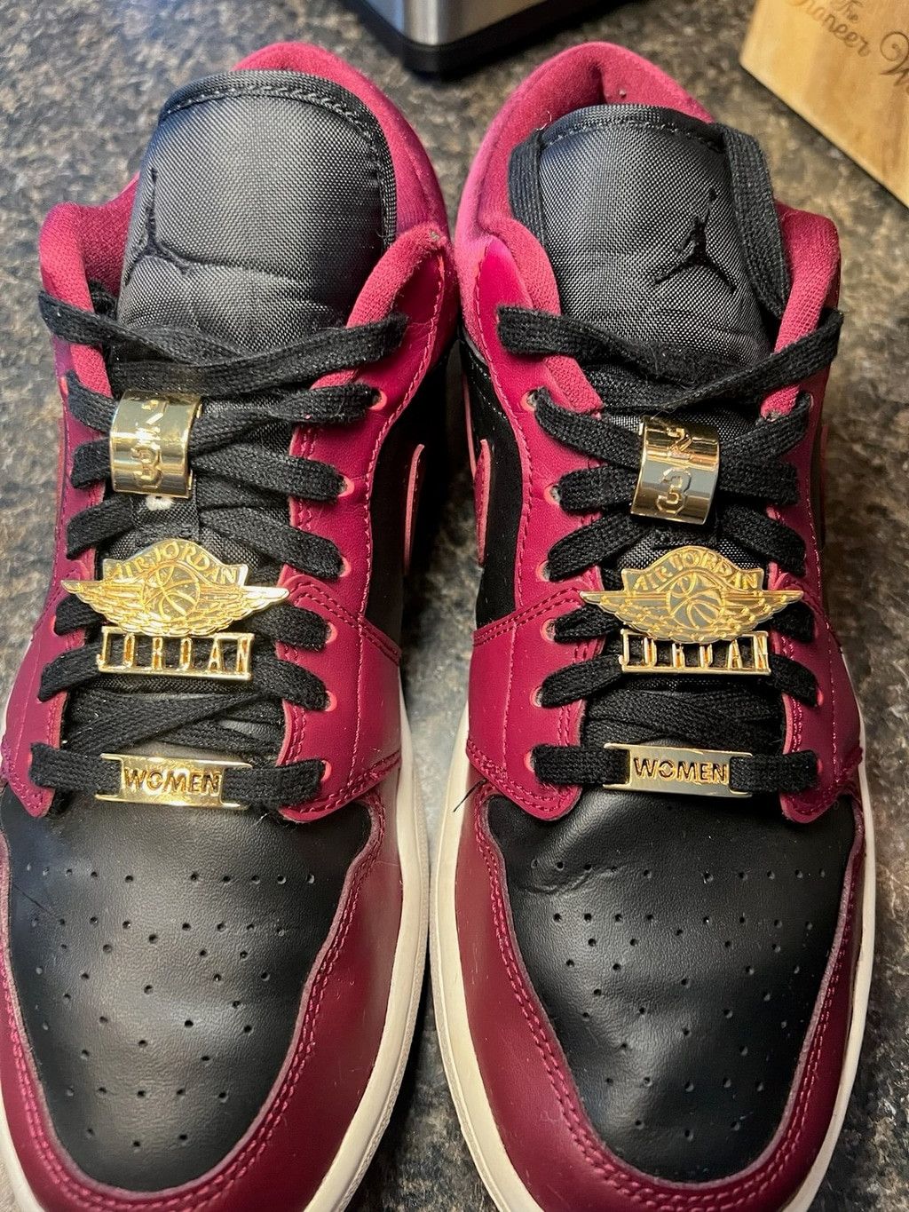 Nike Nike Air Jordan 1 Low SE Dark Beetroot Womans 10.5 Size US 10.5 / IT 40.5 - 11 Thumbnail