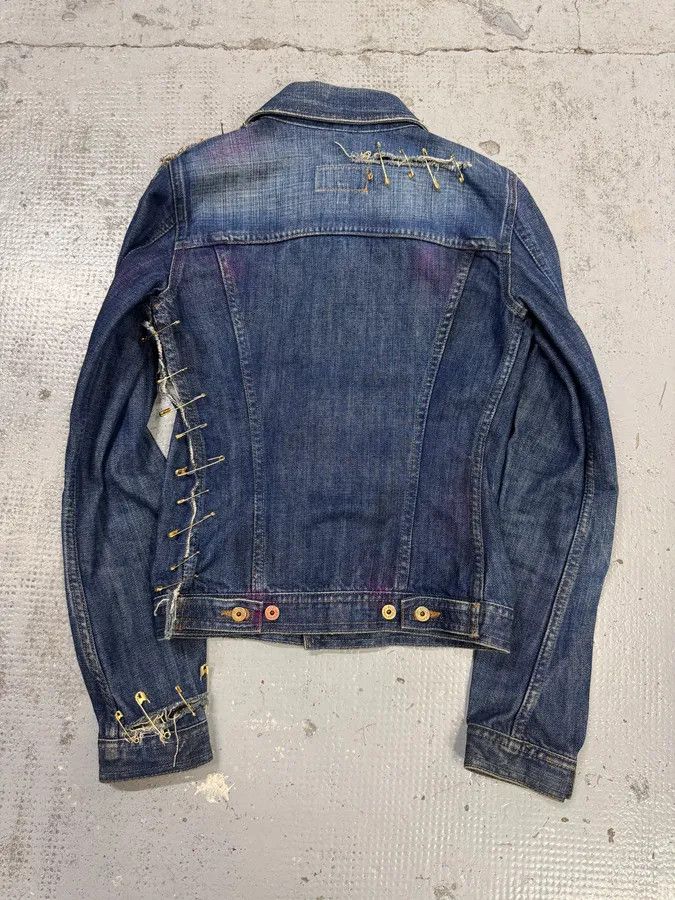 Dolce & Gabbana 2000s Dolce & Gabbana Blue Denim Golden Safety Pin Distressed Jacket Size XS / US 0-2 / IT 36-38 - 6 Thumbnail
