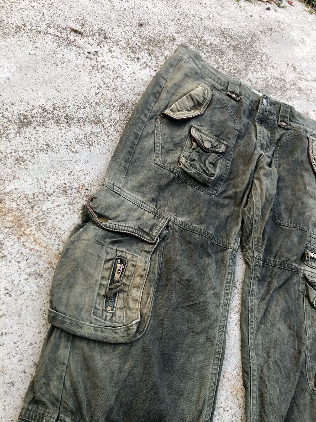 Japanese Brand WIDE LEG⚡️⚡️MULTIPOCKET SUN FADED GREEN PANT BY BOND&PEACE Size US 30 / EU 46 - 3 Thumbnail