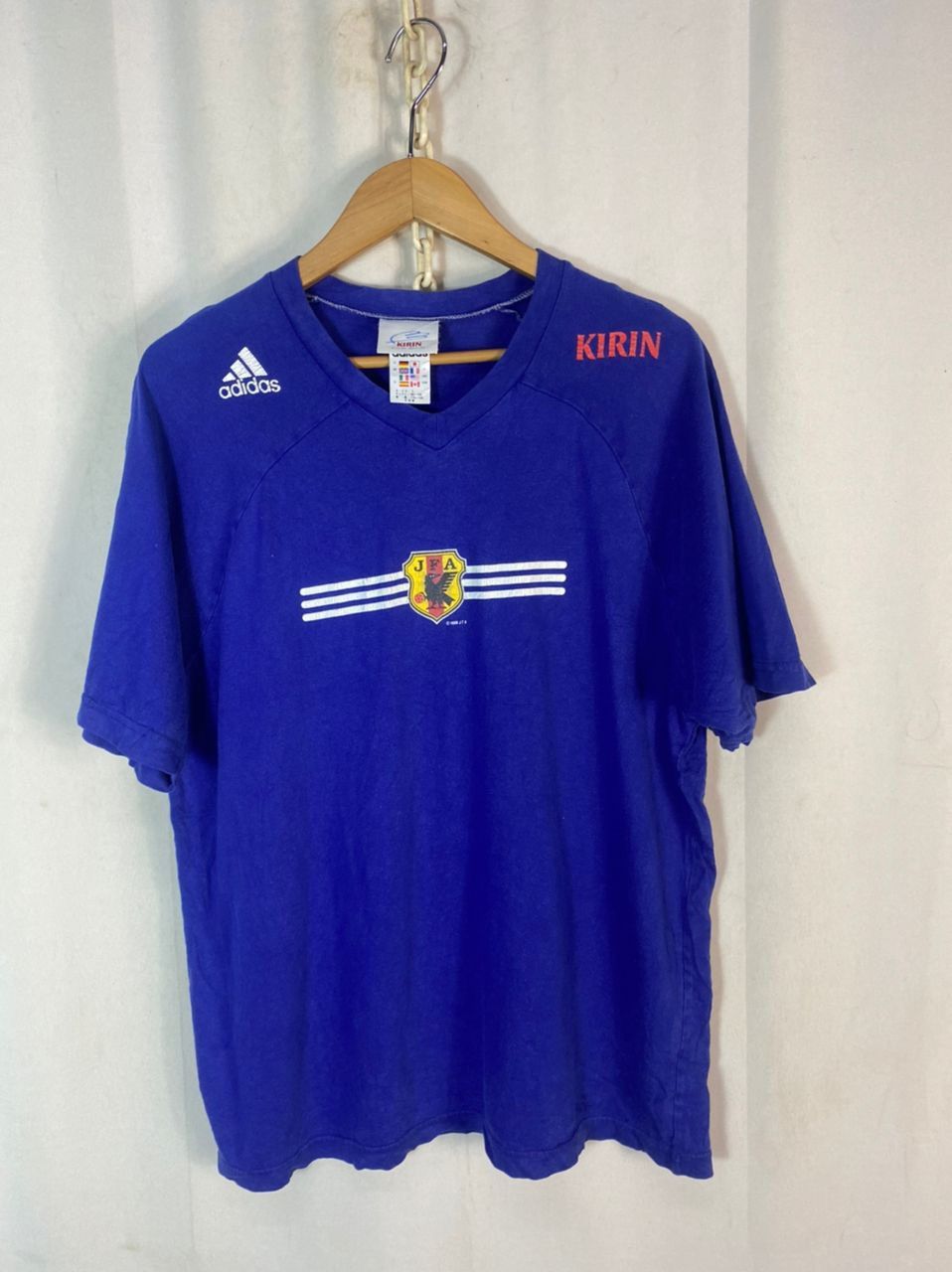 Adidas × Japanese Brand × Vintage Vintage adidas kirin printed tshirt Size US L / EU 52-54 / 3 - 1 Thumbnail