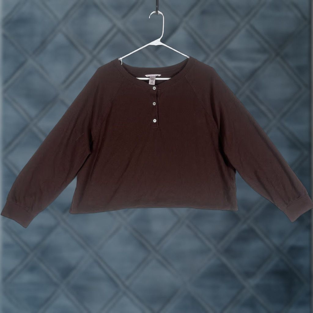 Victoria's Secret VINTAGE? Victoria's Secret VS Long Sleeve Knit Crop Top Womens L Size Brown Button L/S Shirt Size L / US 10 / IT 46 - 1 Thumbnail