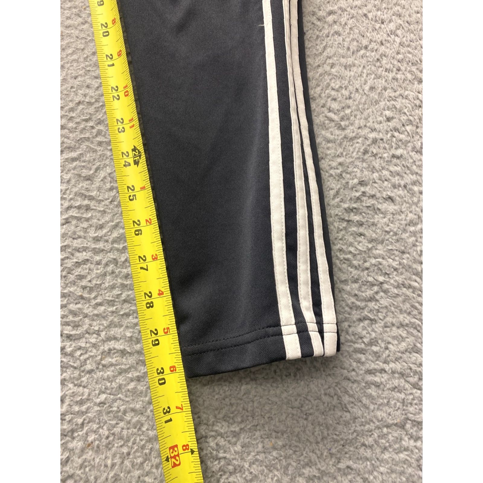 Adidas Adidas Pants Womens M Gray White Logo Activewear Sports Pockets 100-23 Dark Gray Size 32" / US 10 / IT 46 - 5 Thumbnail