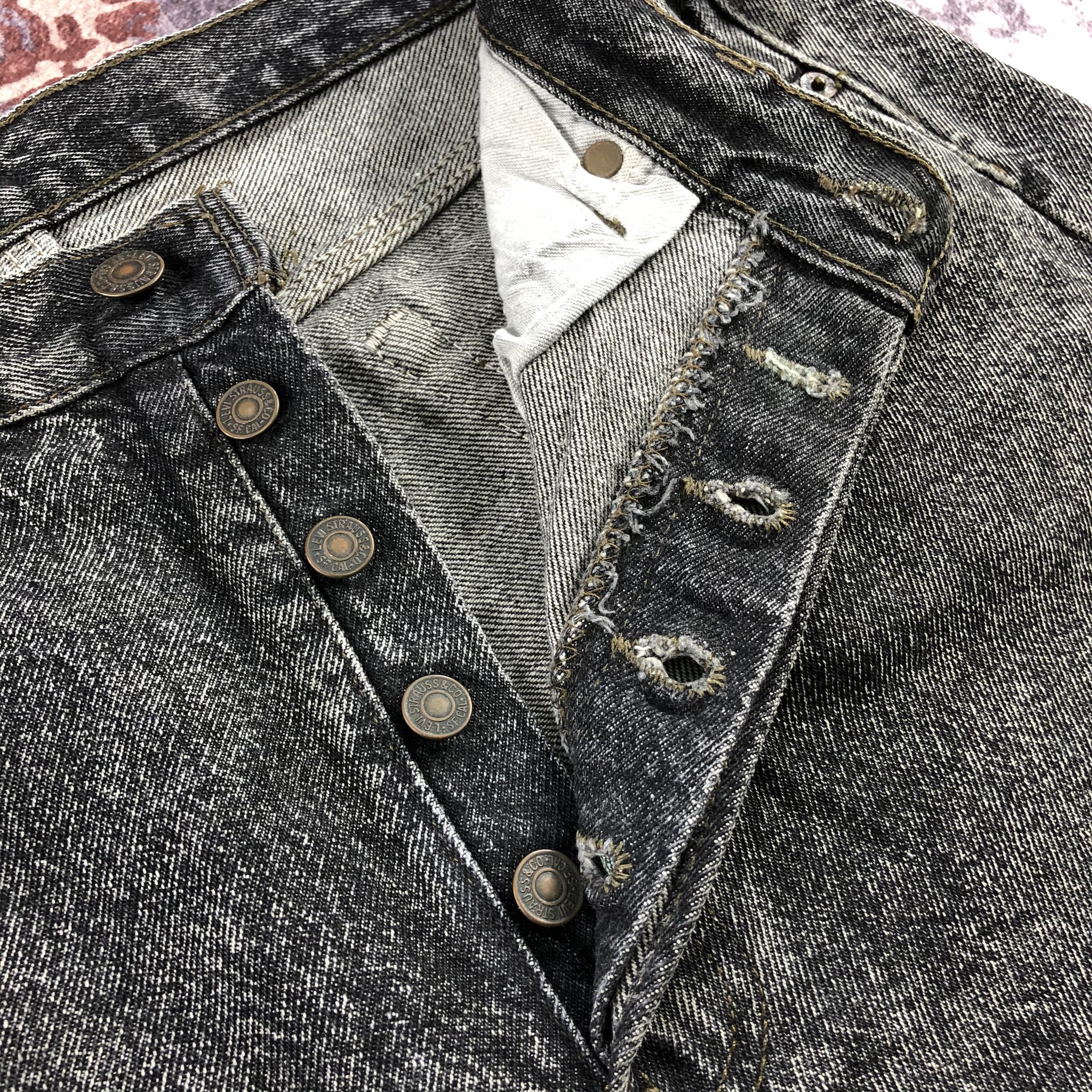 Levi's × Vintage Vintage 90s Faded Black Levis 501 Jeans-JM2835 Size US 33 - 8 Thumbnail