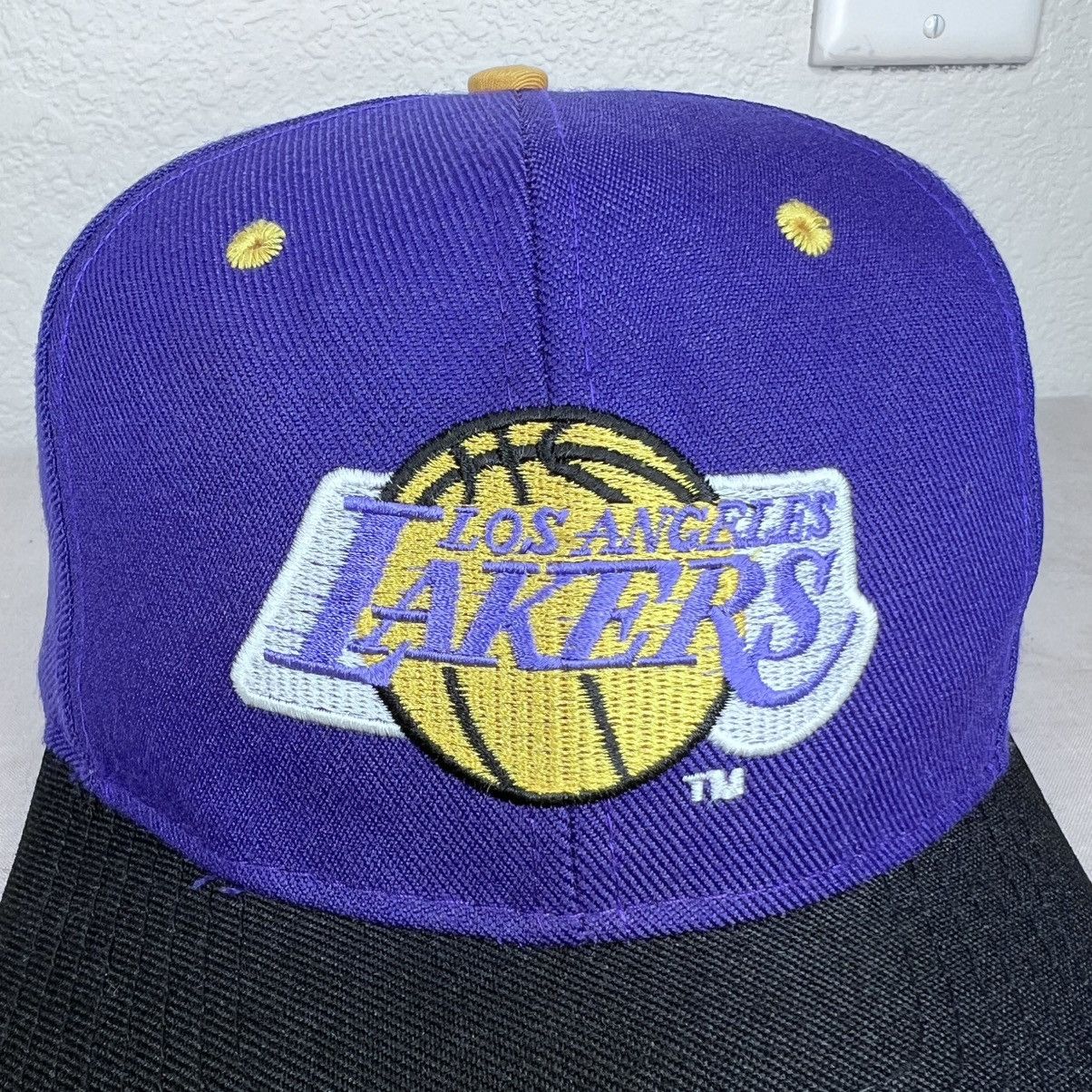 NBA Vintage 90s NBA Los Angeles Lakers AJD Embroidered Snapback Size ONE SIZE - 2 Thumbnail