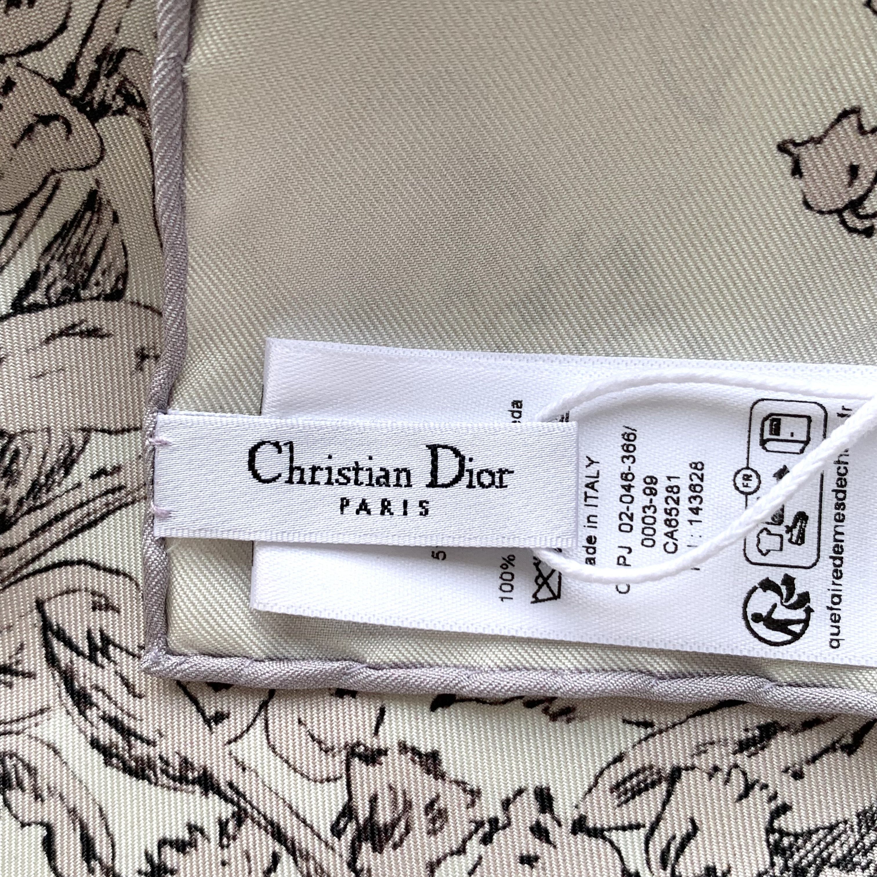 Dior Dior Star & Animal Print Silk Scarf White (90×90 cm) Size ONE SIZE - 6 Thumbnail