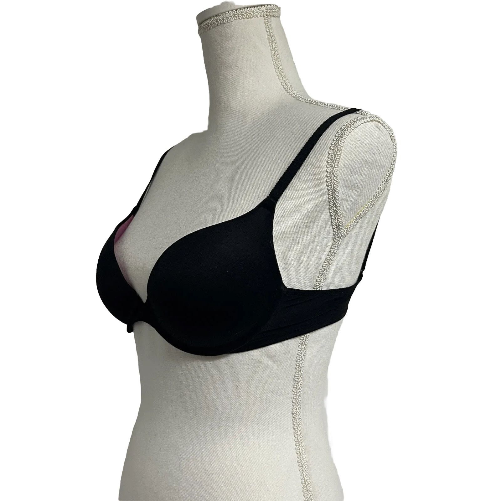 Victoria's Secret Victorias Secret Pink Wear Everywhere Black Push Up Bra 32C Size ONE SIZE - 1 Thumbnail