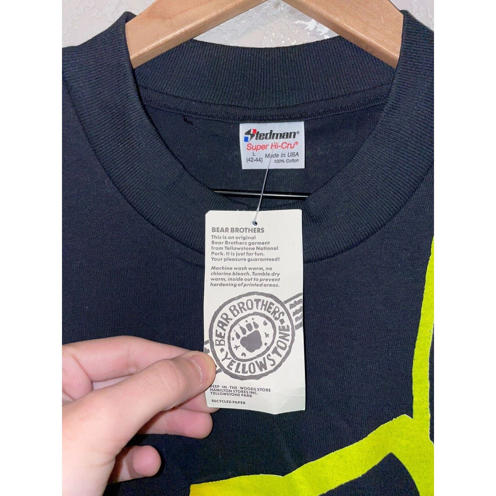 Other 1990 Vintage Bear Brothers Yellowstone Grizzly Artwork Tee Size US L / EU 52-54 / 3 - 9 Thumbnail