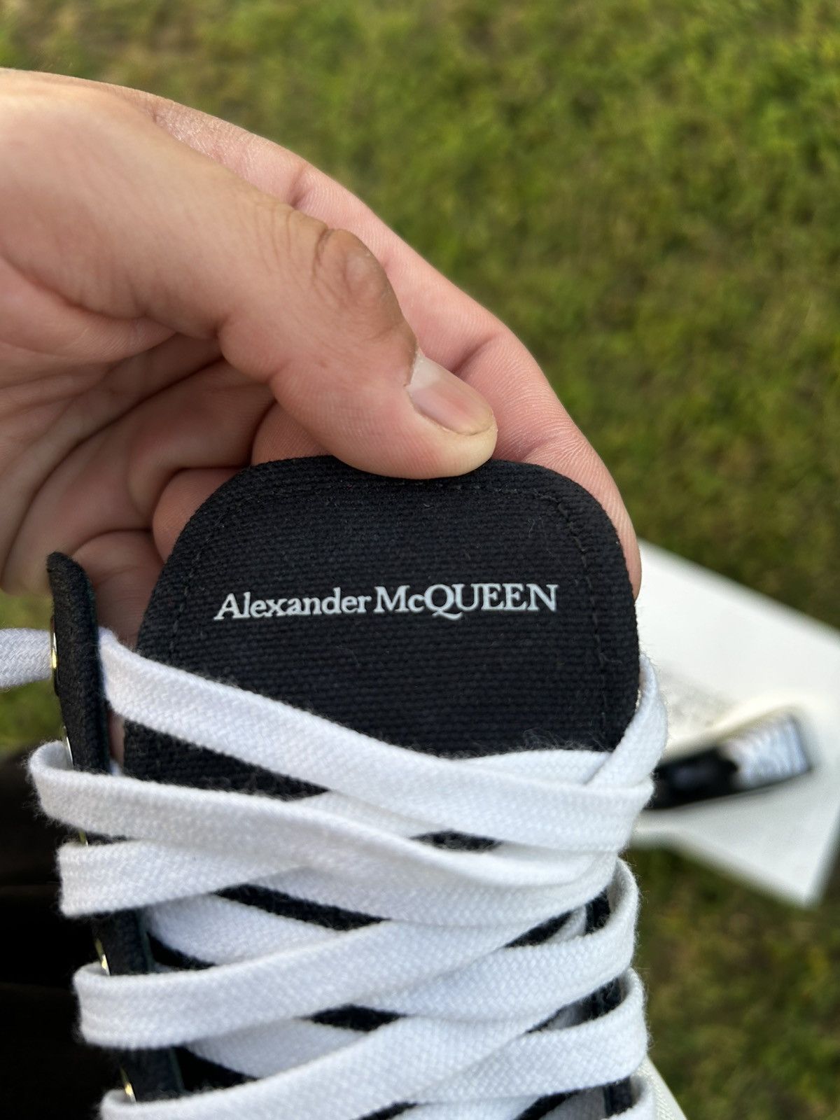 Alexander McQueen Alexander Mcqueen treadslick sneaker Size US 8.5 / IT 38.5 - 7 Thumbnail