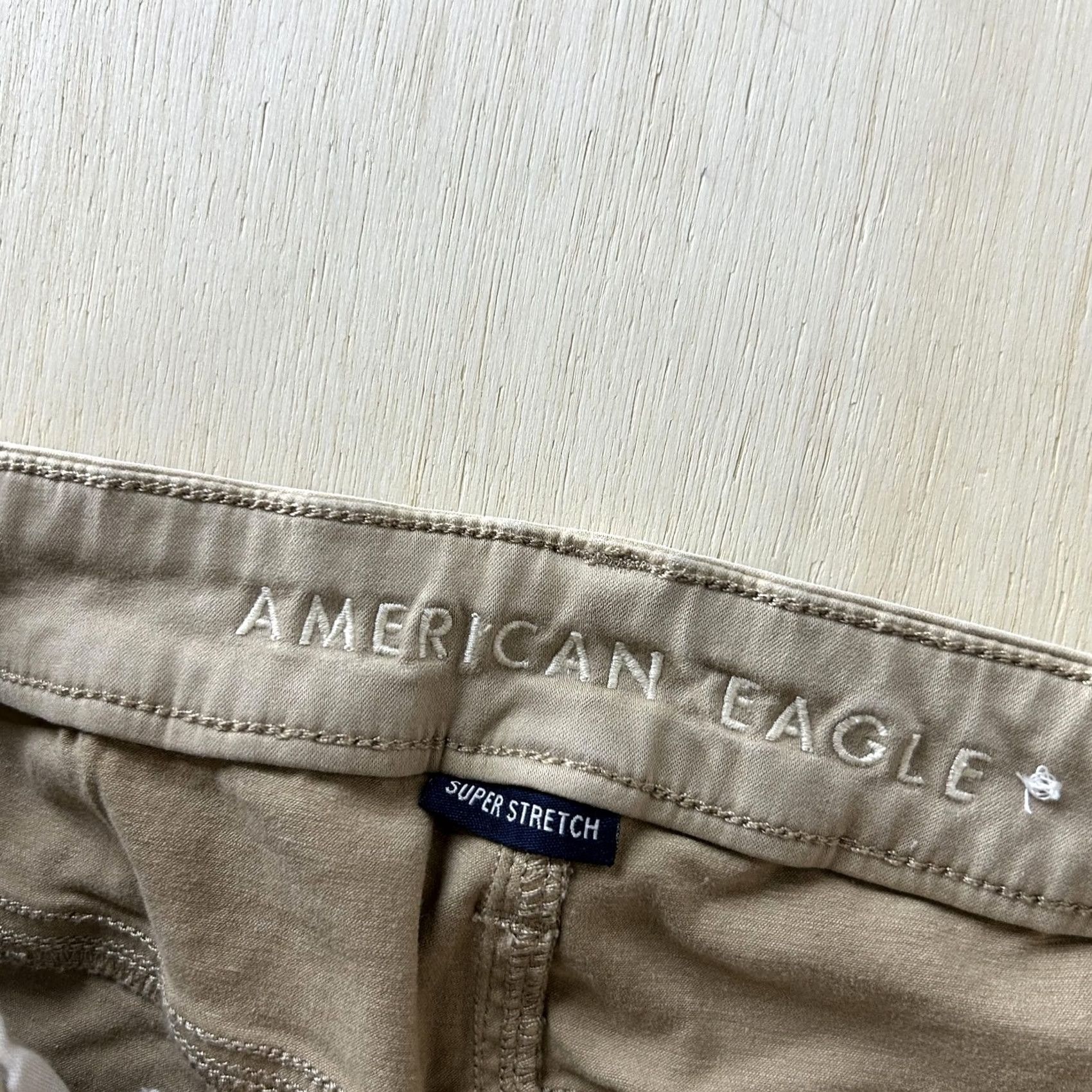 American Eagle Outfitters American Eagle Outfitters Pants Womens 10 Beige Skinny Super Stretch Khakis Size 32" / US 10 / IT 46 - 2 Thumbnail