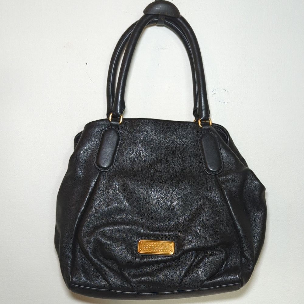 Marc by Marc Jacobs Marc by Marc Jacobs Black Italian Leather Crossbody Hobo Ba Size ONE SIZE - 1 Thumbnail