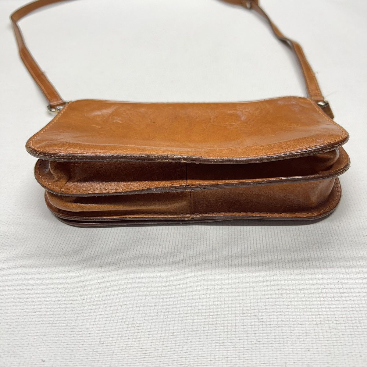 Vera Pelle × Vintage VTG Vera Pelle Leather Bag Brown Crossbody Purse Strap Size ONE SIZE - 12 Thumbnail