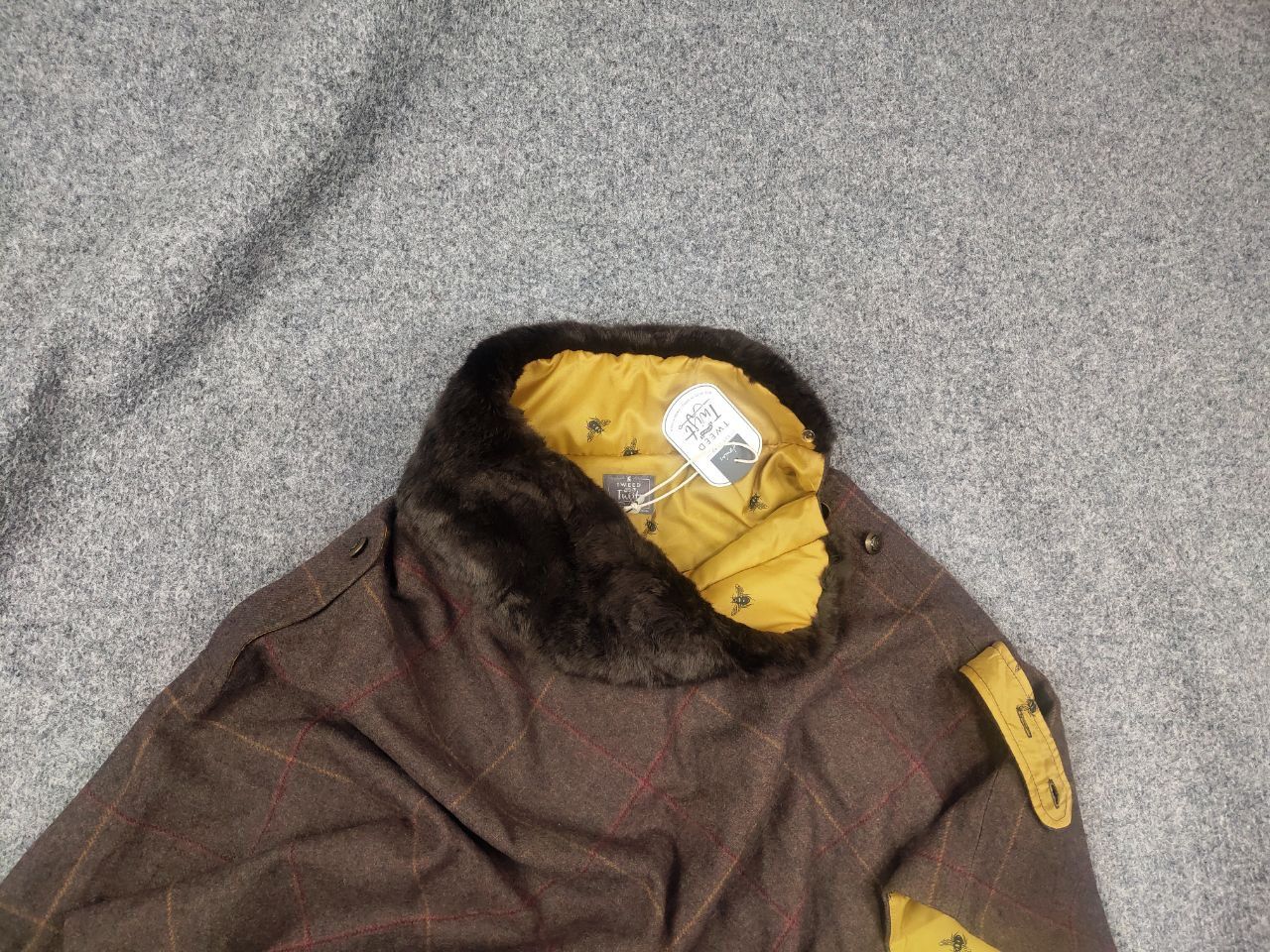 Harris Tweed Joules Hazelwood New Poncho Femme Brown Tweed Fur Jacket Size ONE SIZE - 4 Thumbnail