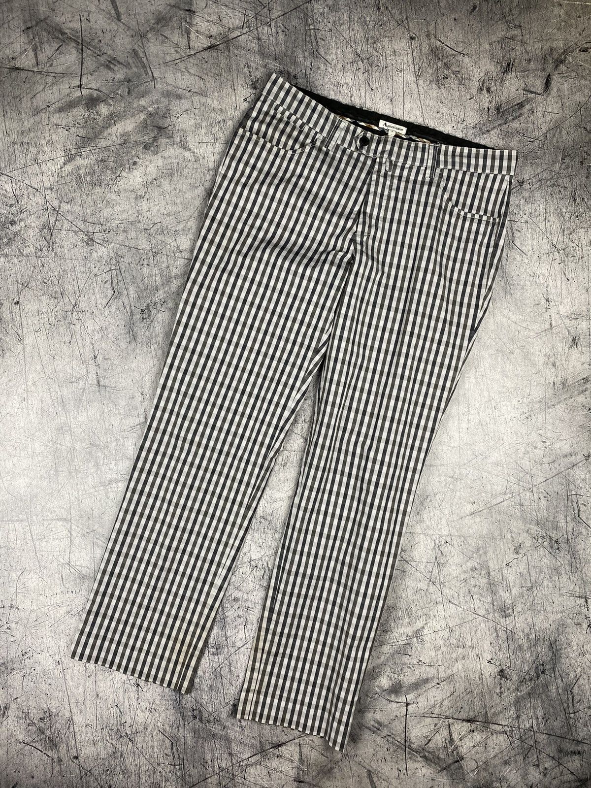 Aquascutum Vintage Aquascutum Check Cropped Casual Pants Size US 36 / EU 52 - 2 Thumbnail