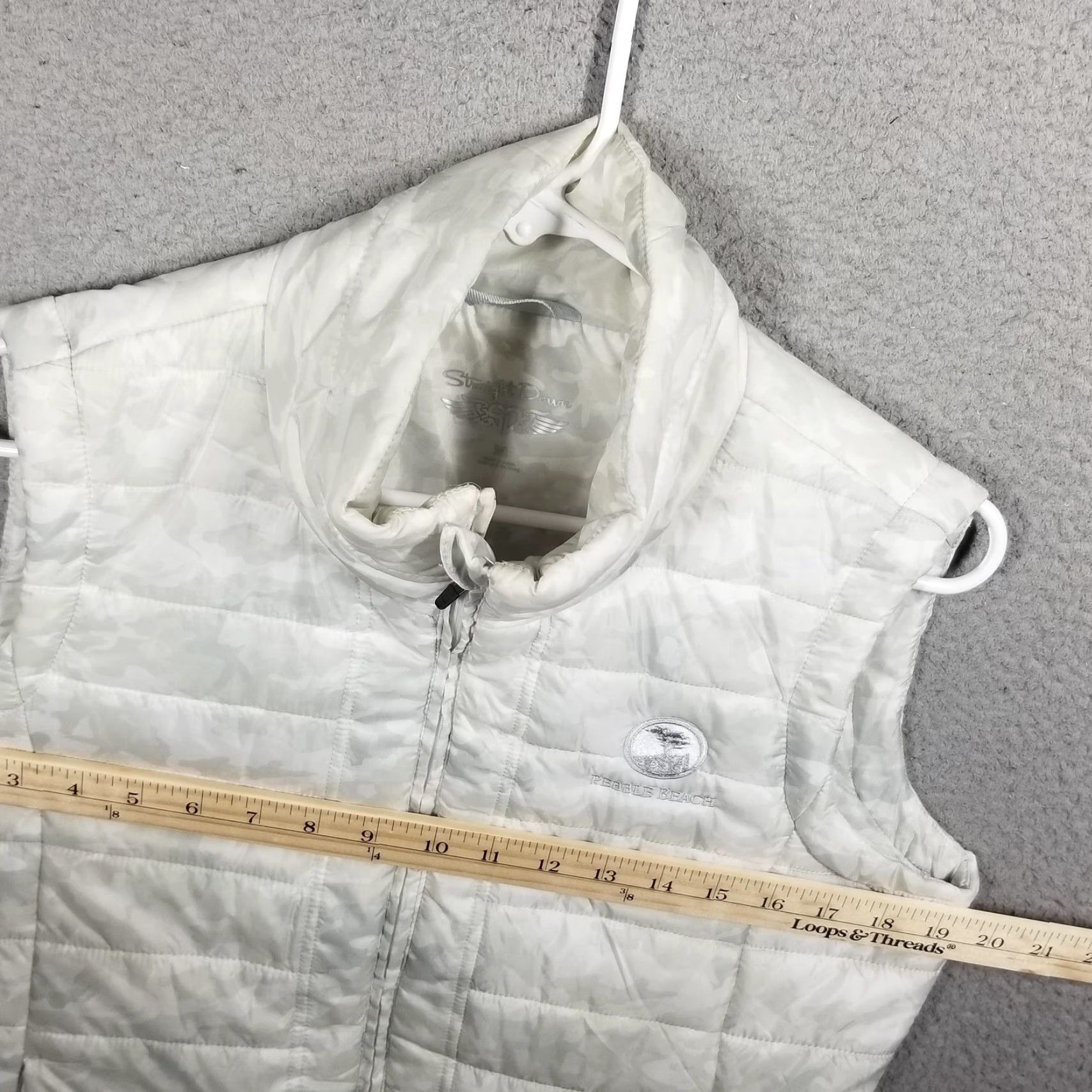 Vintage Straight Down Vest Womens Medium White Camo Quilted Puffer Zip Golf Pebble Beach Size M / US 6-8 / IT 42-44 - 7 Thumbnail