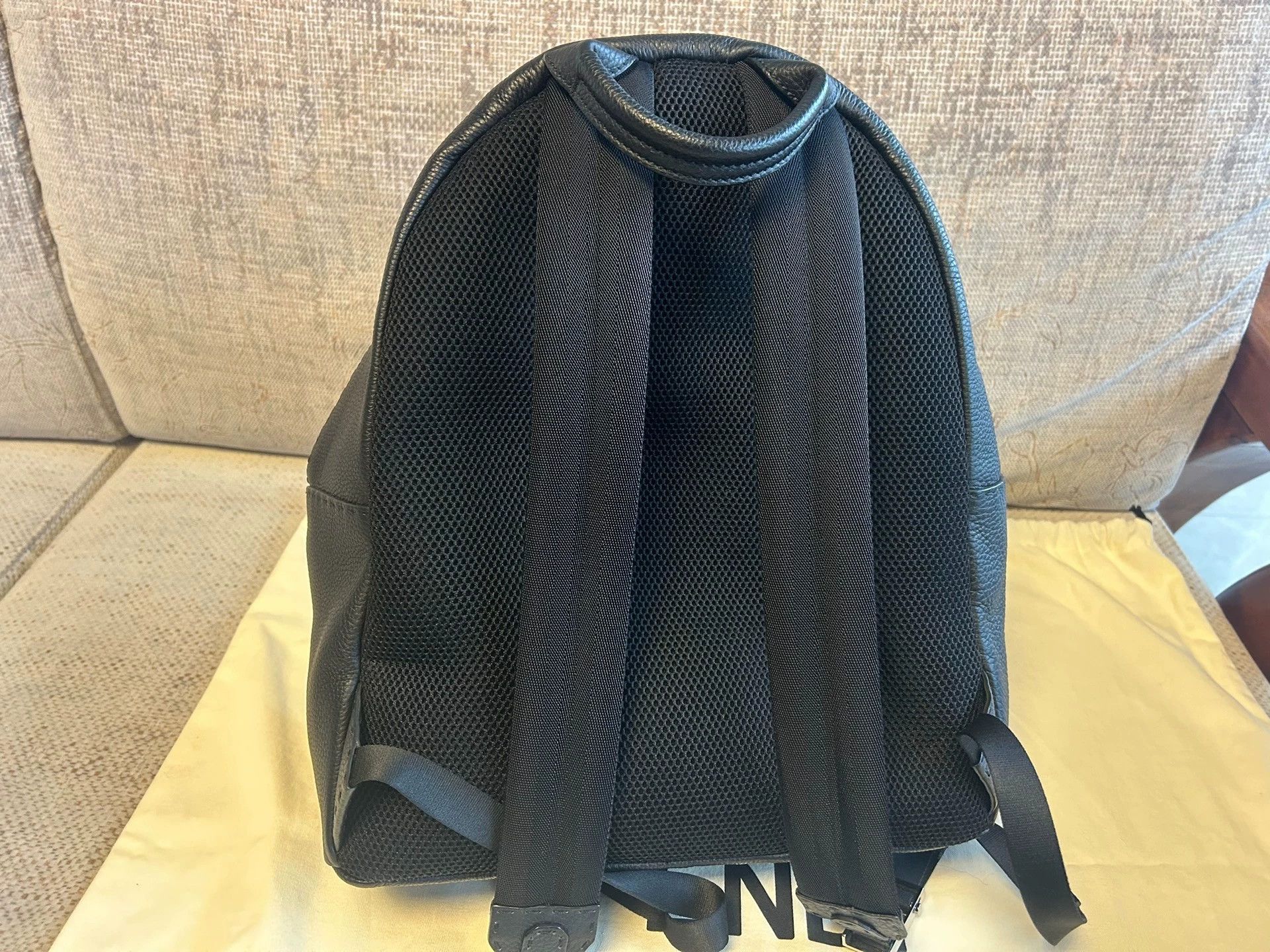 Fendi Fendi Limited Monster Full Leather 3yr 2worn Mint Size ONE SIZE - 5 Thumbnail