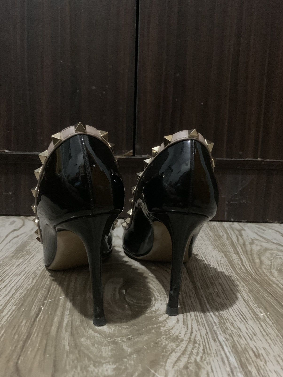Valentino Valentino Garavani black rockstud heels Size US 7 / IT 37 - 3 Thumbnail