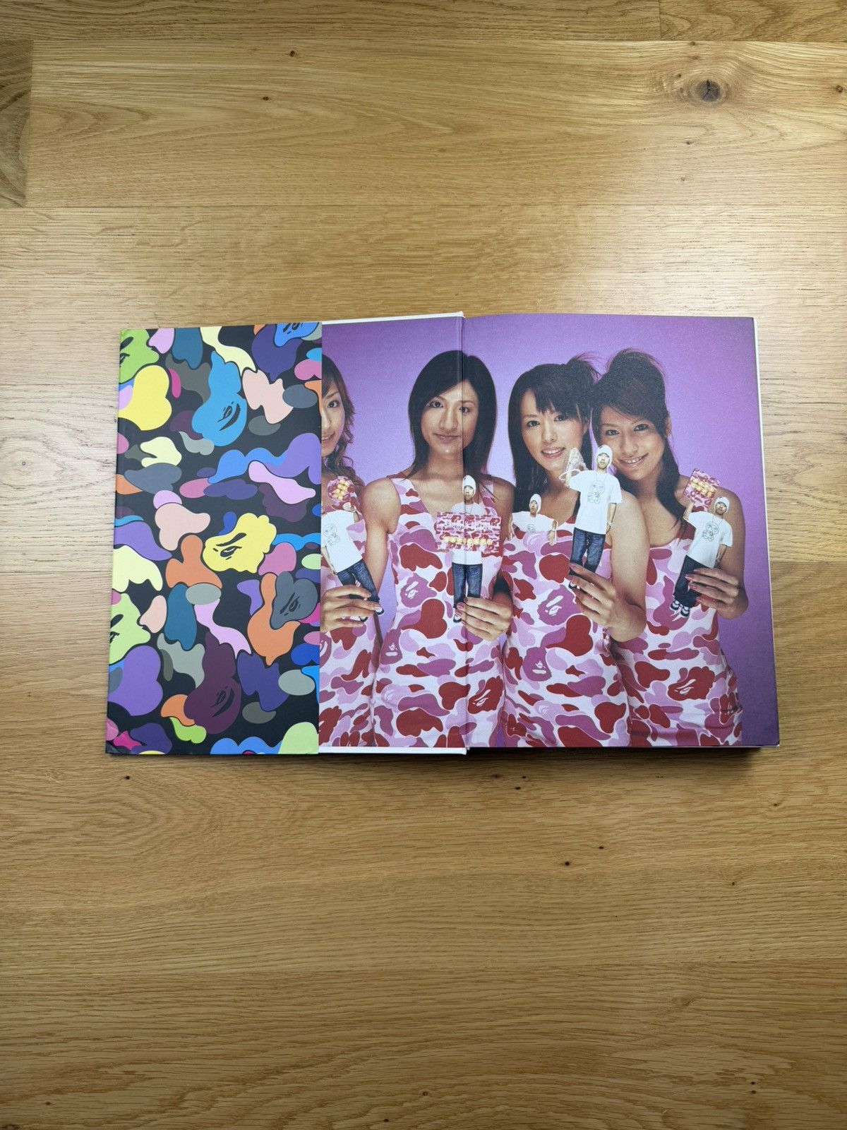 Bape BAPE Rizzoli signed by NIGO Size ONE SIZE - 3 Thumbnail