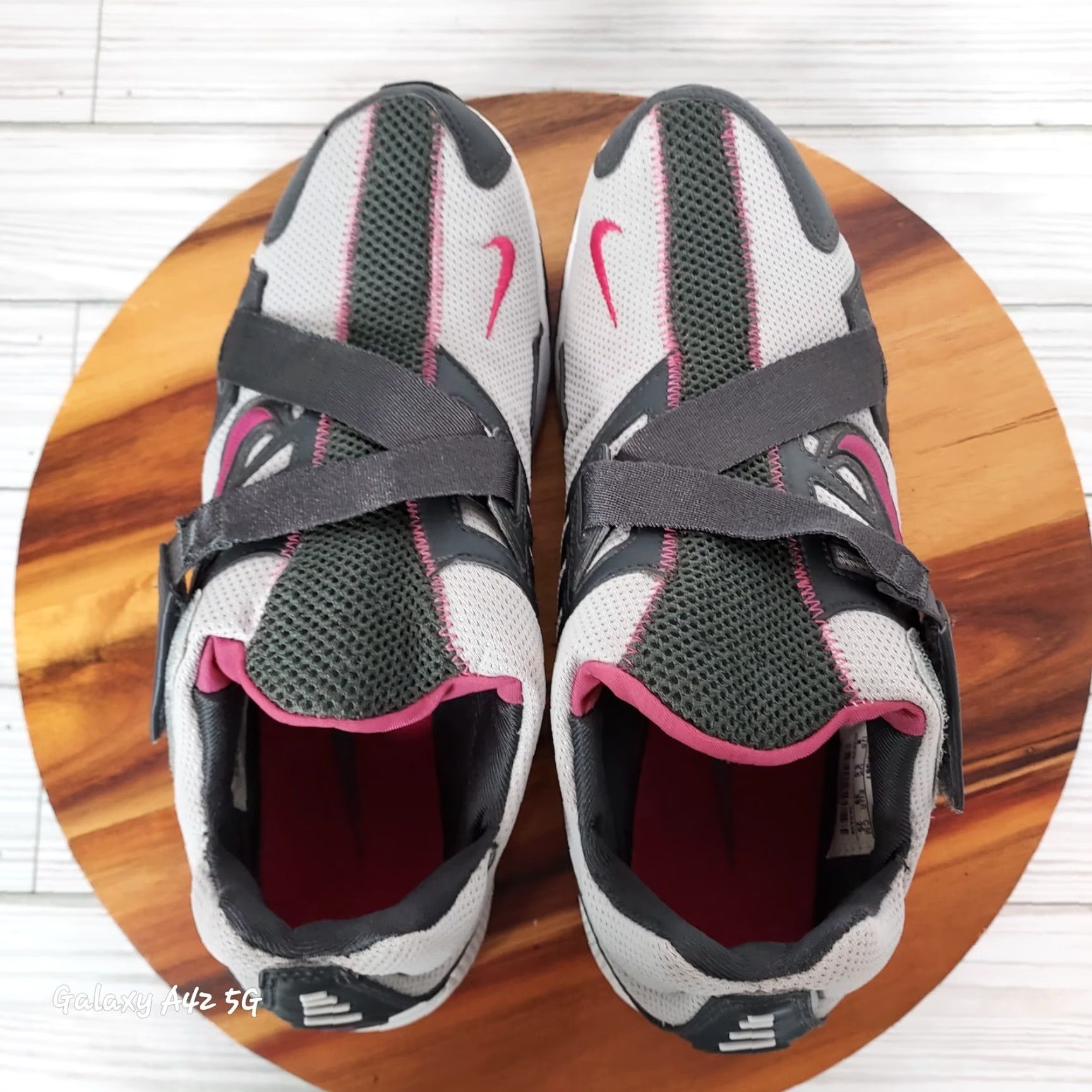 Nike Nike Womens Air Training 313620-061 Gray Pink Sneaker Shoes Low Top Size 8 Womens Sneaker Gray Pink Nike Air Training Low Top Size 8 Size M / US 6-8 / IT 42-44 - 6 Thumbnail
