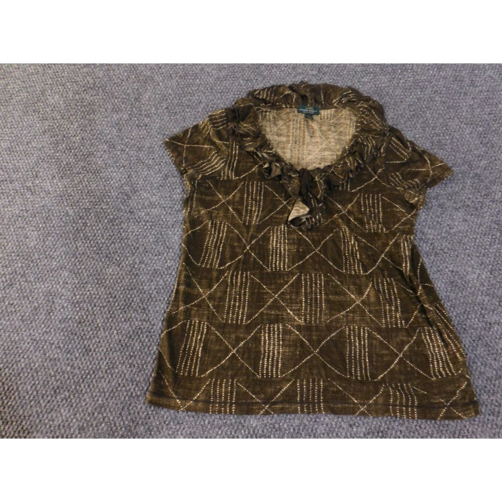 Ralph Lauren Lauren Ralph Lauren Shirt Womens L Green Ruffles Geometric V-Neck Casual Blouse Size L / US 10 / IT 46 - 3 Thumbnail