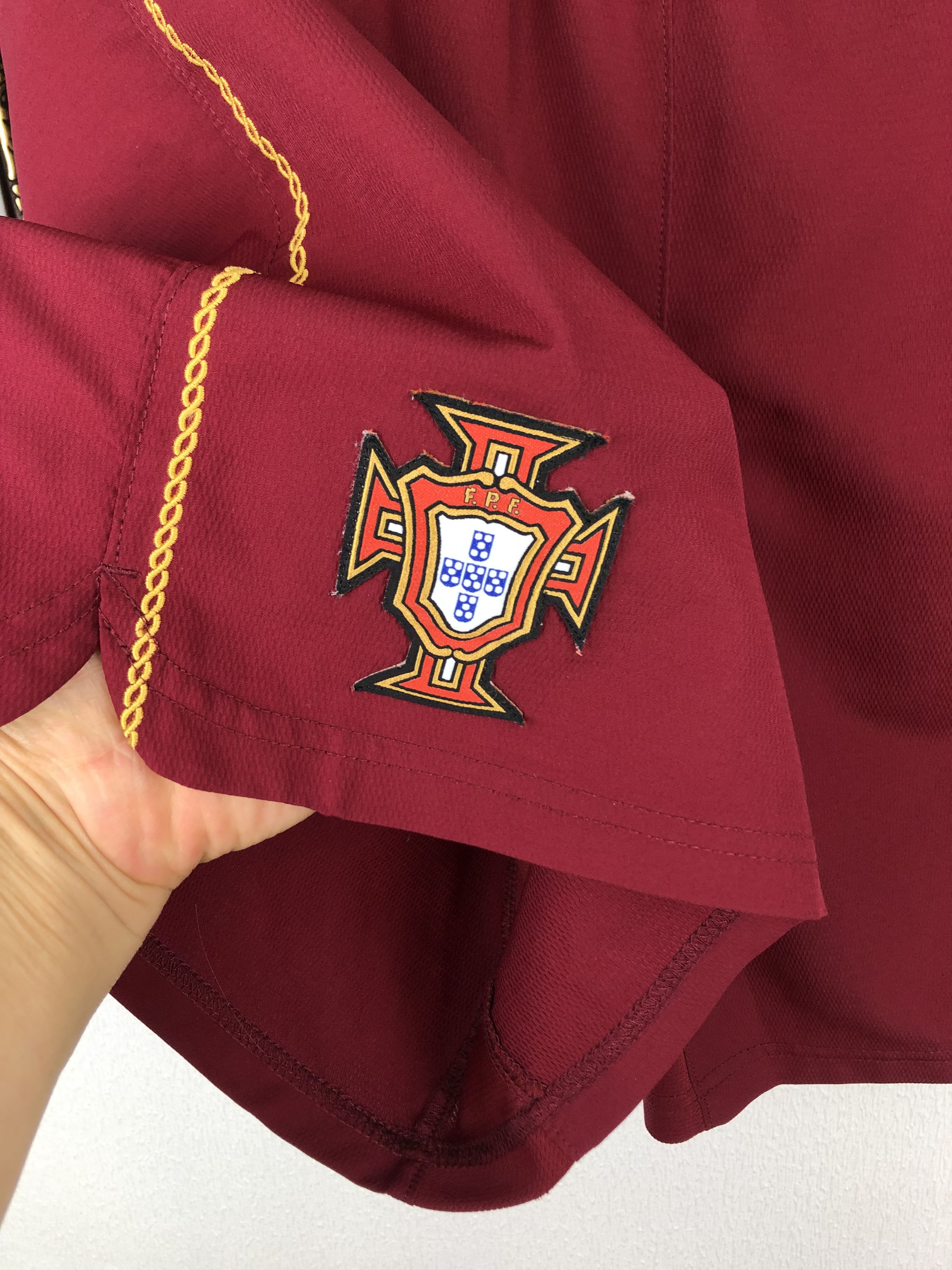 Nike Vintage Nike Portugal Football Shorts Soccer Mens National S Size US 30 / EU 46 - 4 Thumbnail