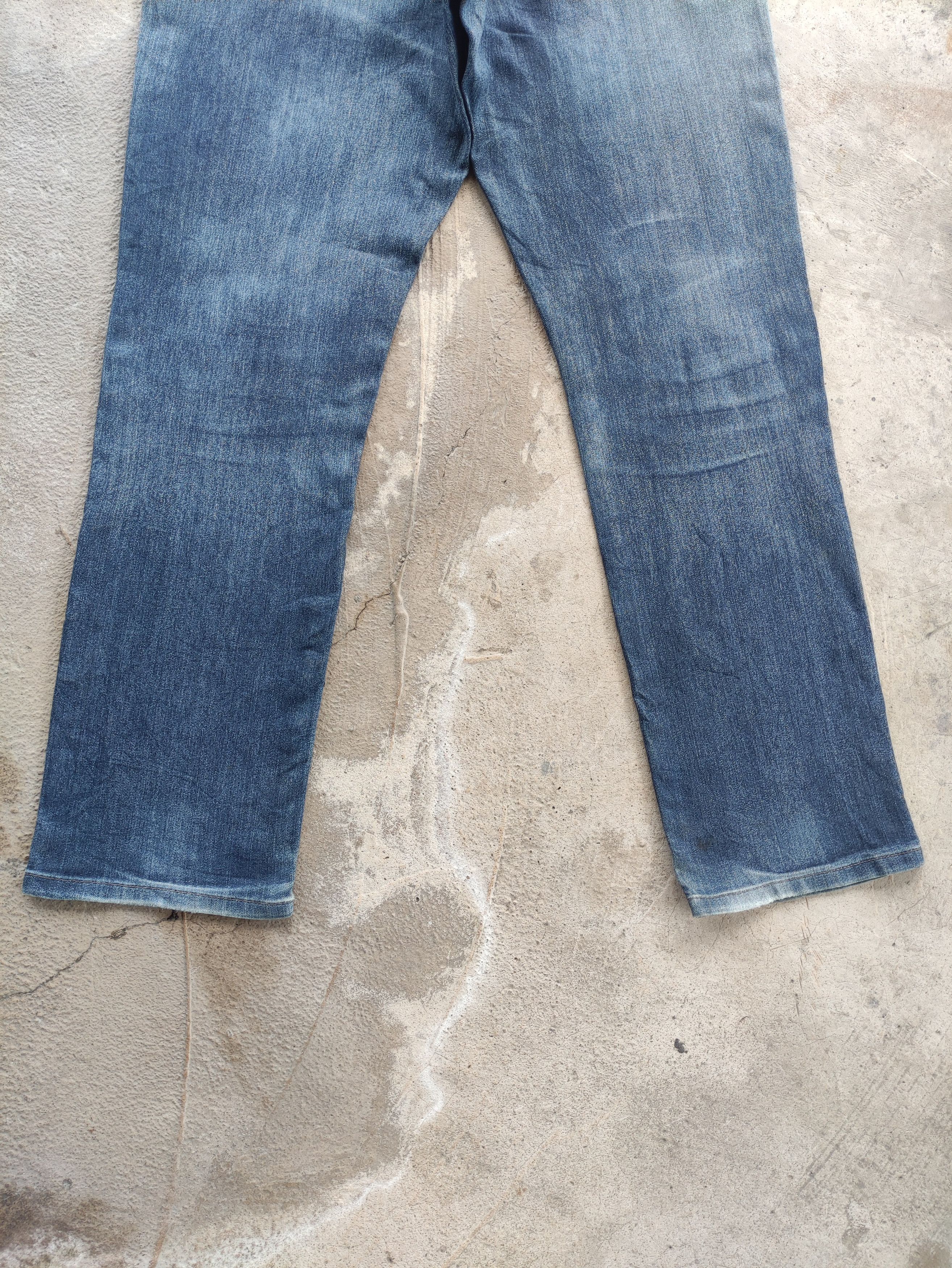 Japanese Brand Vintage Japanese Brand Distressed Faded Denim Pants Size US 31 - 11 Thumbnail