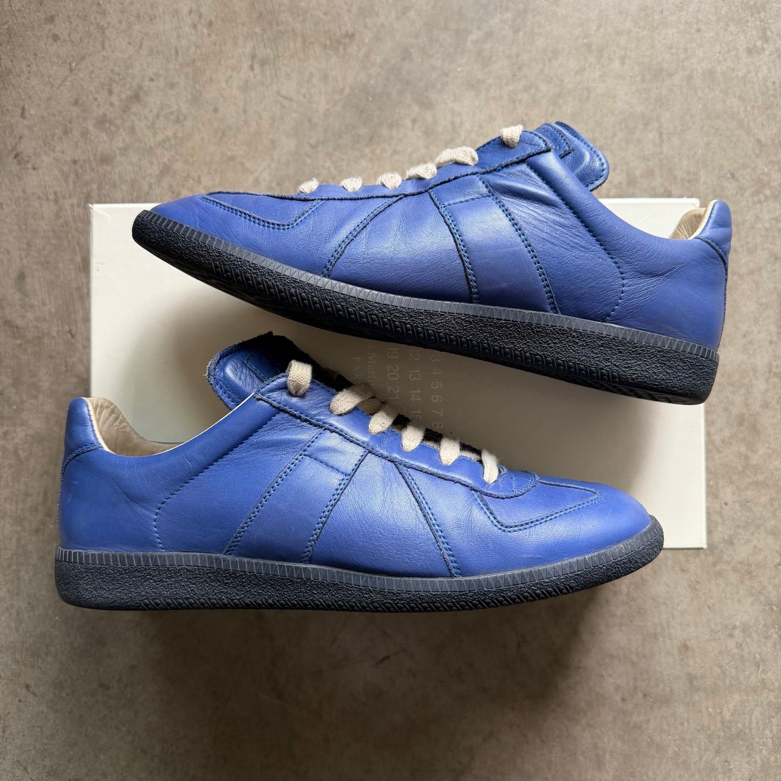 Maison Margiela Maison Margiela Gat Replica Blue Leather Black Sole Size US 8 / EU 41 - 2 Thumbnail