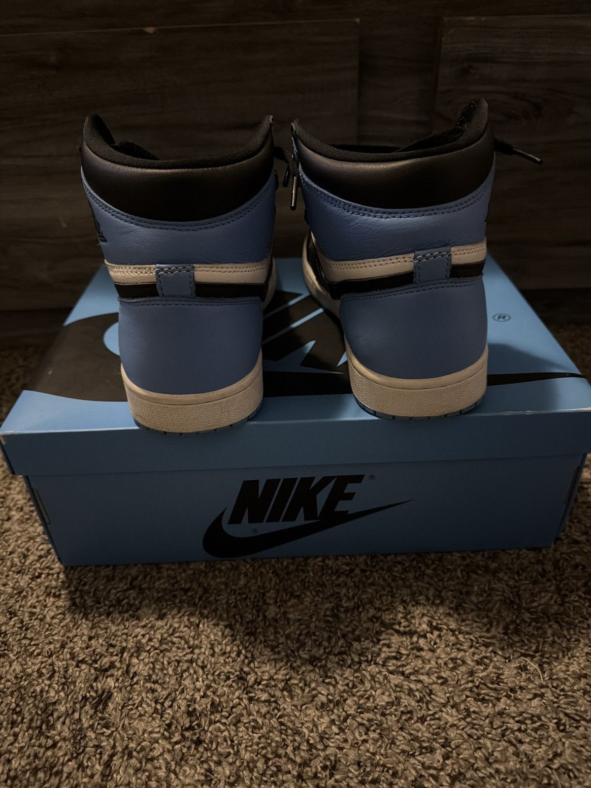 Jordan Brand Jordan 1 UNC Toe Size US 8.5 / EU 41-42 - 4 Thumbnail