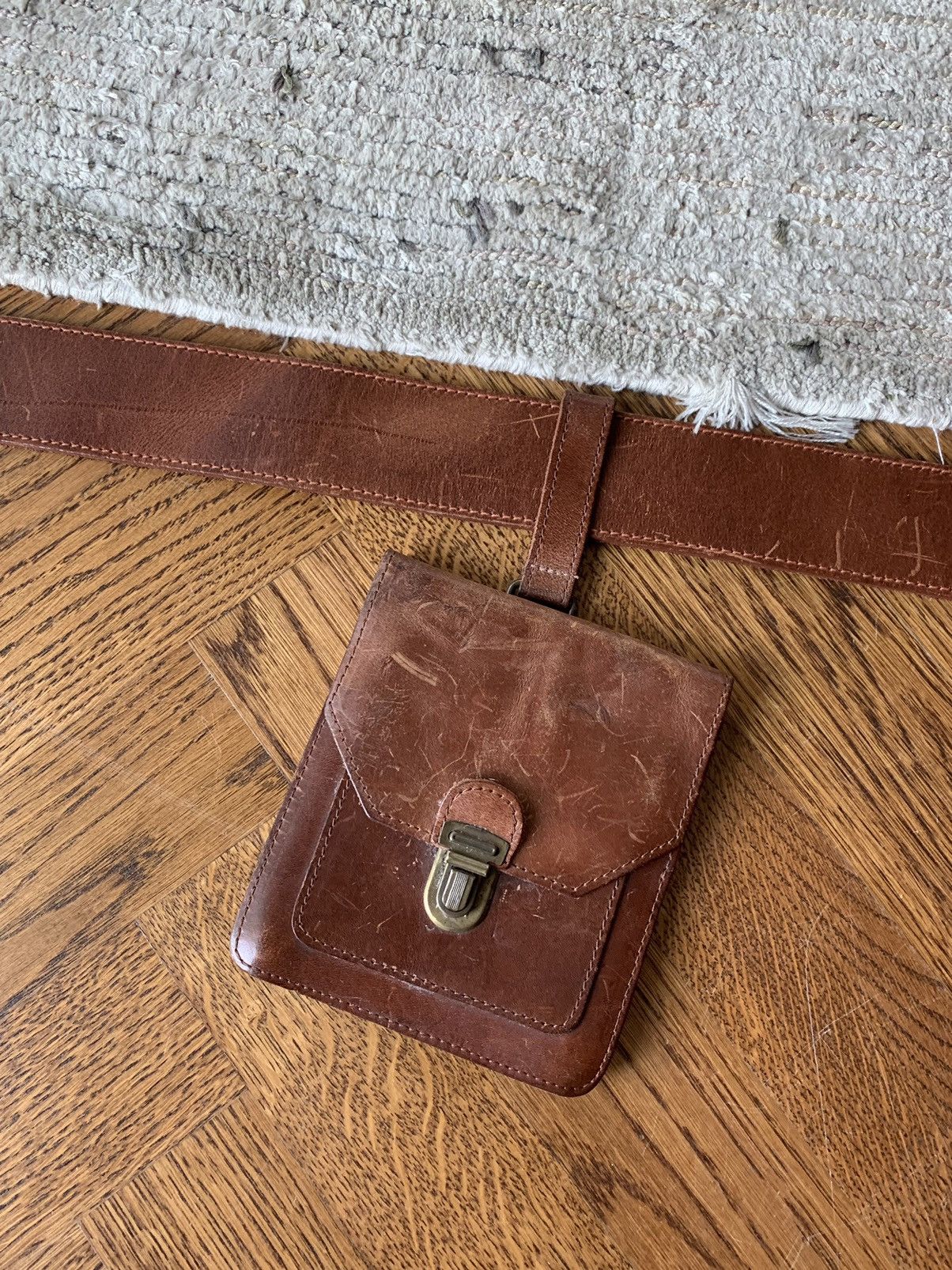 Vintage 1980s Vintage Heavy Duty Leather Utility Belt Pouch Waist 30 Size ONE SIZE - 6 Thumbnail