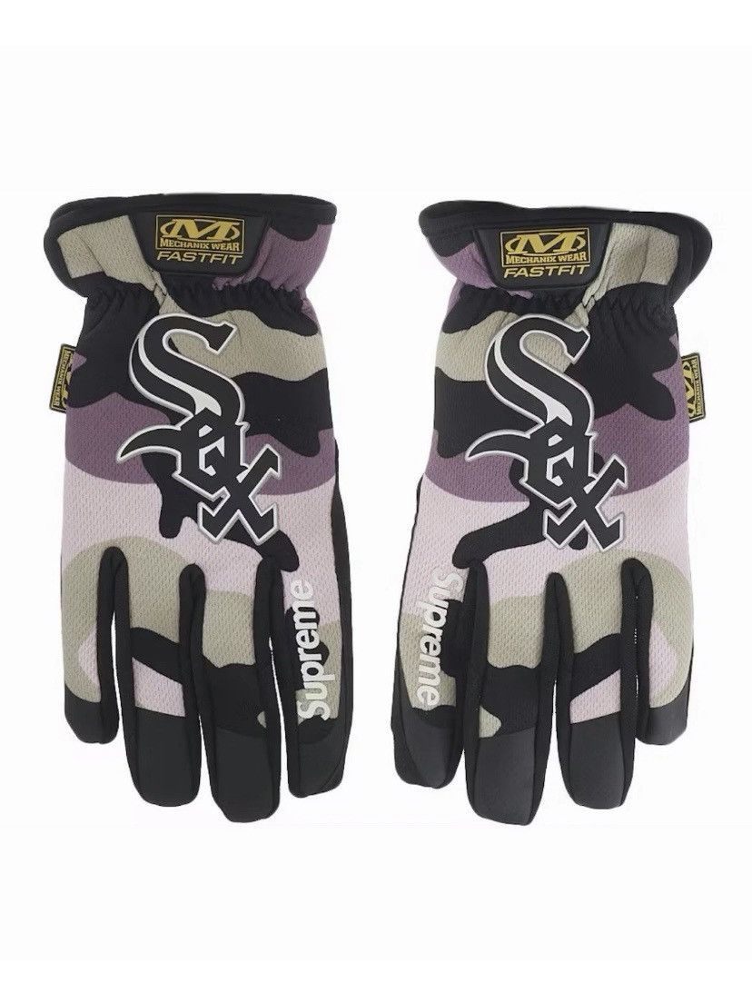 Supreme Supreme Mechanix FastFit MLB Team Gloves Black White Sox