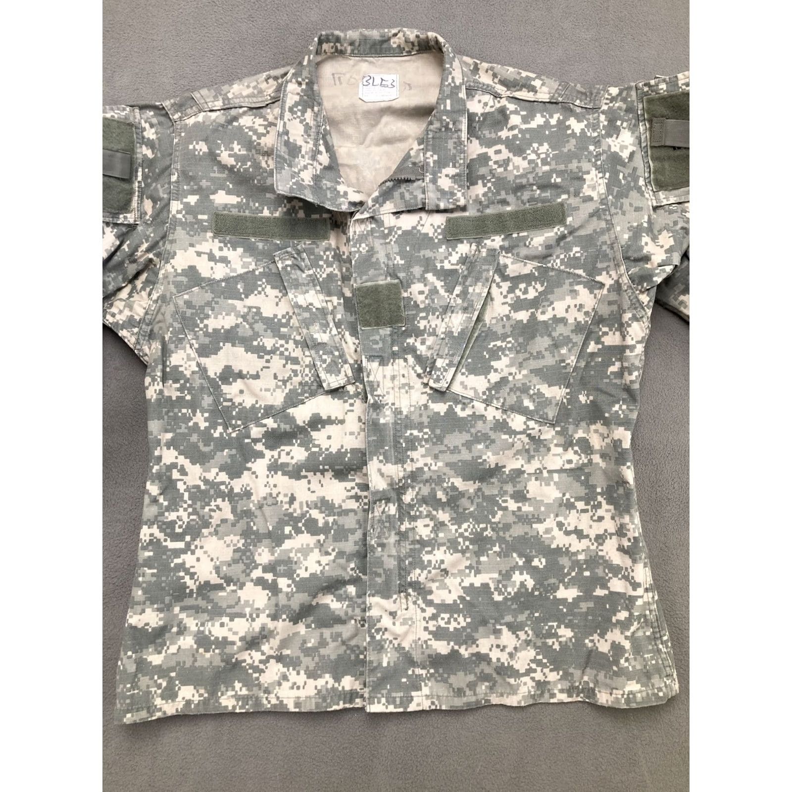 Vintage US Army Jacket Mens M Digital Camo Zip Camouflage Military Coat Button Pockets Full Zip Vintage No Size US M / EU 48-50 / 2 - 7 Thumbnail