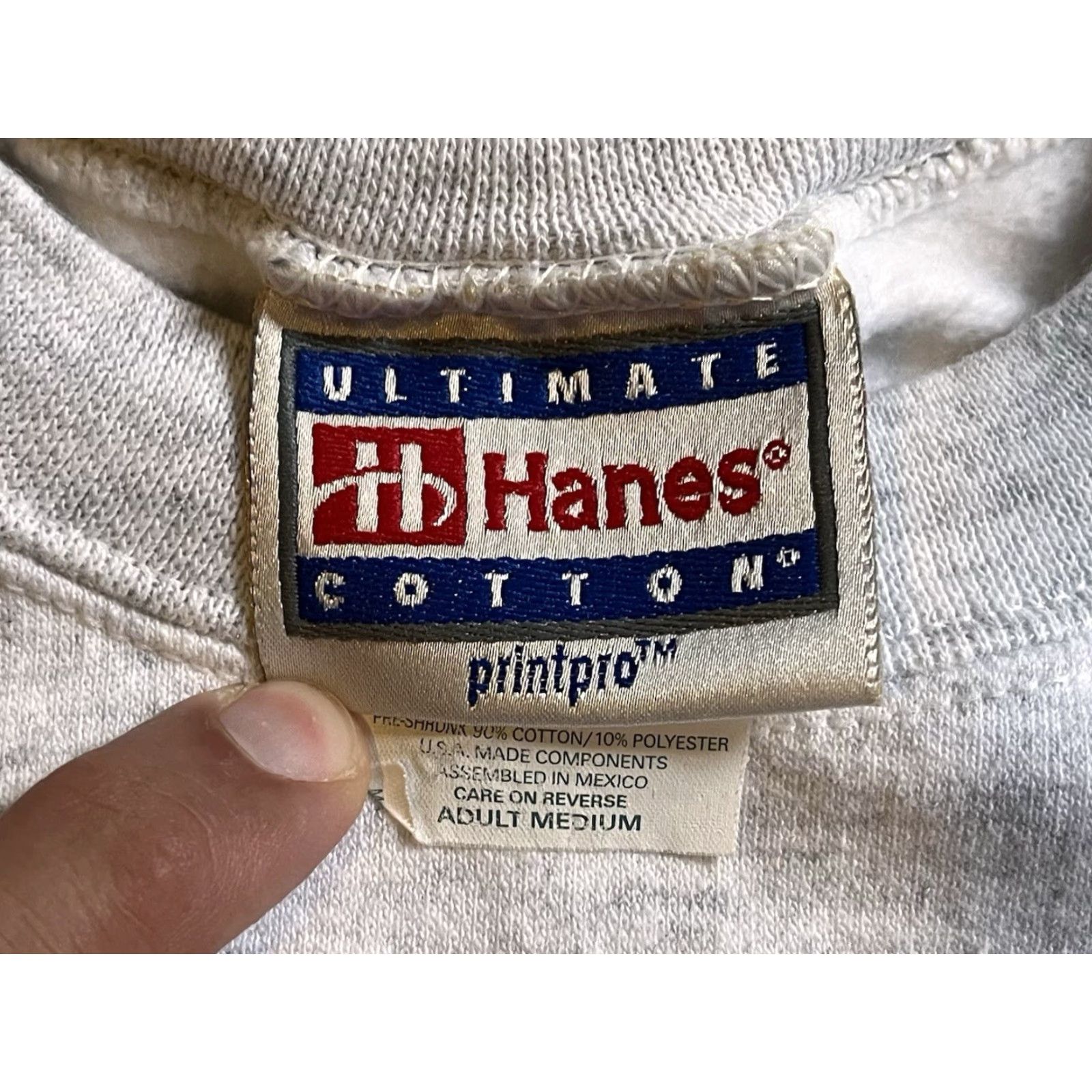 Hanes VINTAGE Hanes Sweatshirt Men’s M Grey 1999 NY Football Champions Harrison High School 90s Graphic Print Pullover Crew Neck Size US M / EU 48-50 / 2 - 5 Thumbnail