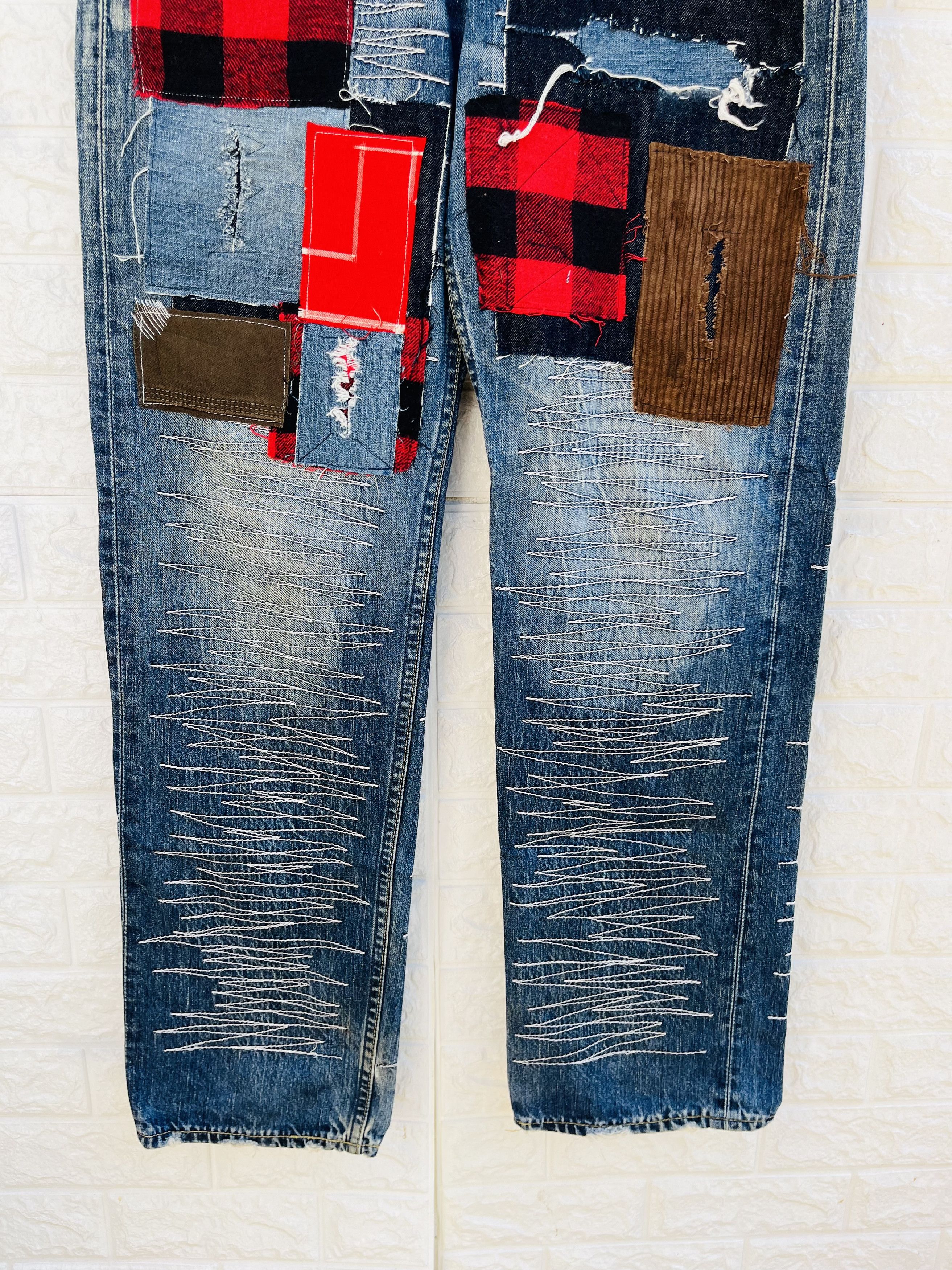 Japanese Brand Vintage 90s Levis Distressed Japan Designer Fashion Style Size US 32 / EU 48 - 4 Thumbnail