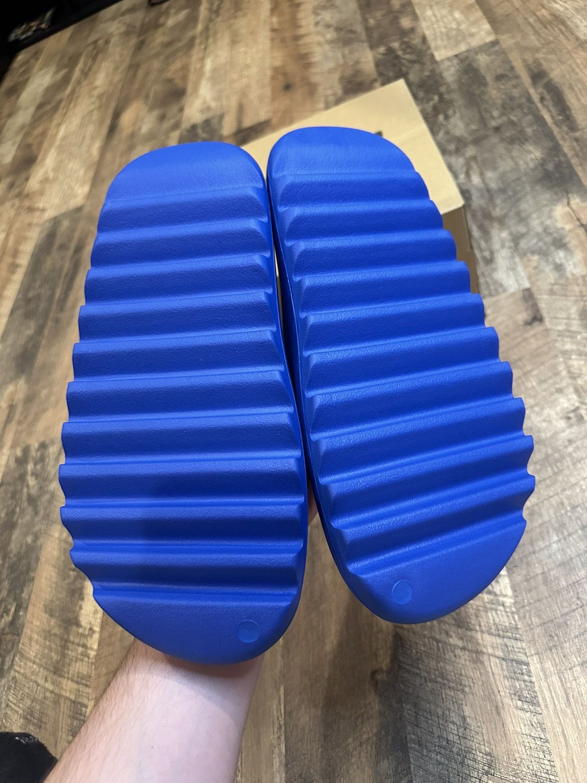 Adidas Adidas Yeezy Slides ‘Azure’ 2023 Size 12 Brand New YZY Size US 12 / EU 45 - 4 Thumbnail