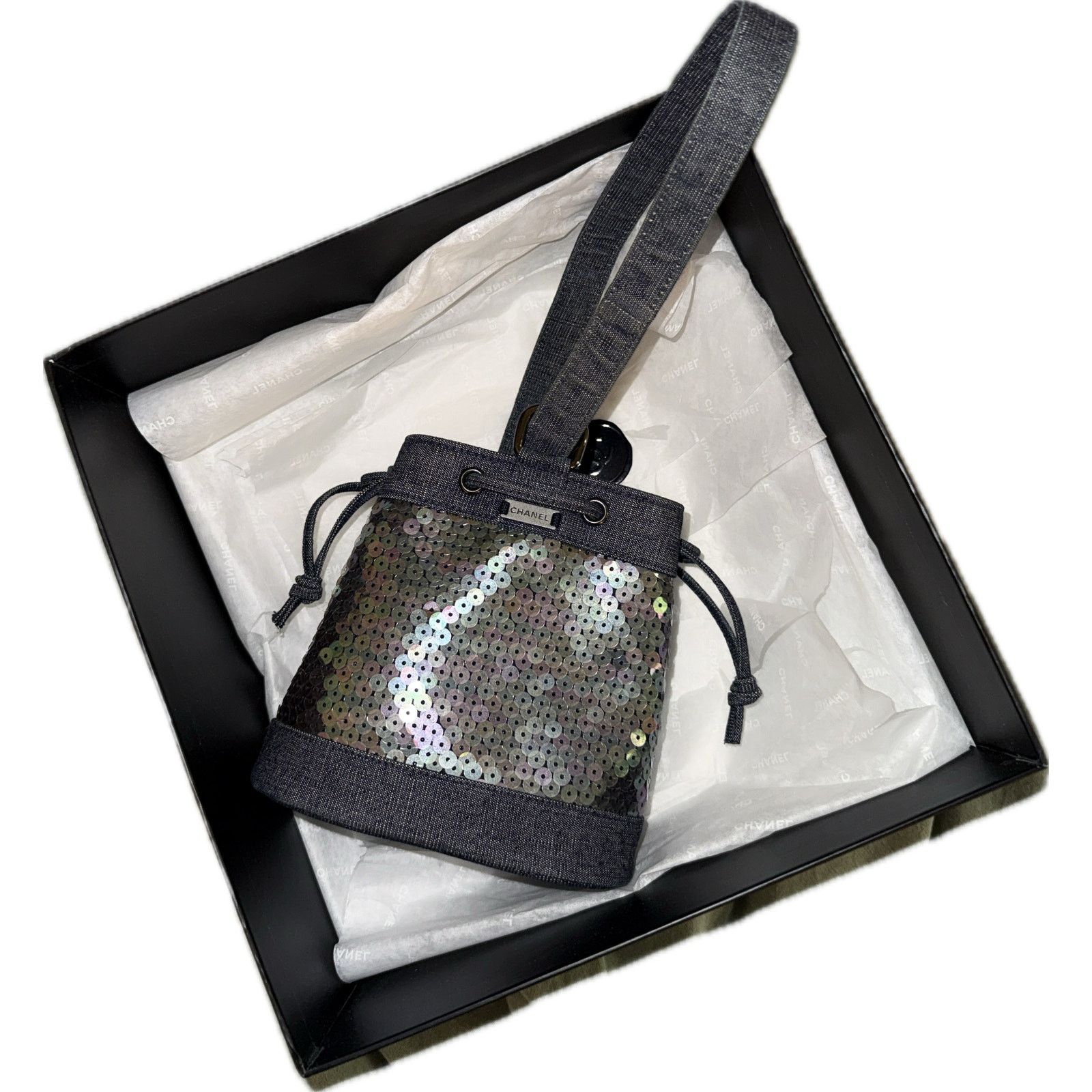 Chanel vintage chanel karl lagerfeld sequin denim bucket bag Size ONE SIZE - 4 Thumbnail