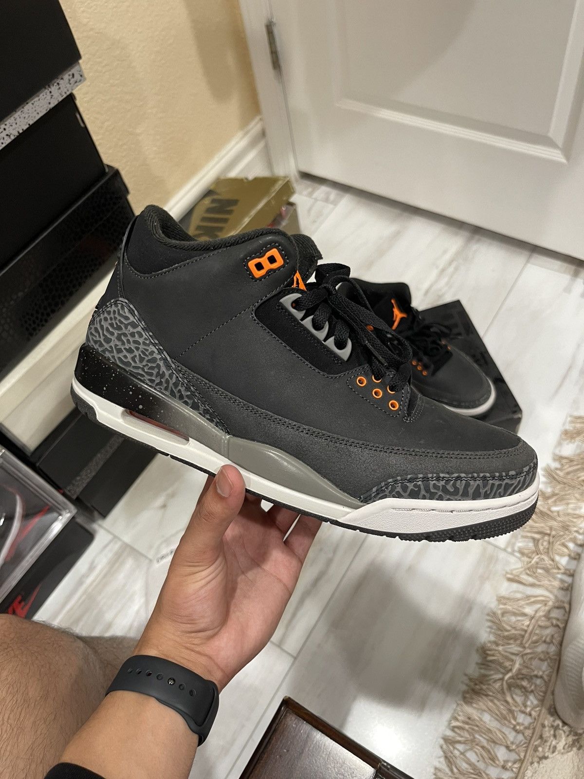 Jordan Brand Jordan 3 Fear Size US 11 / EU 44 - 2 Thumbnail