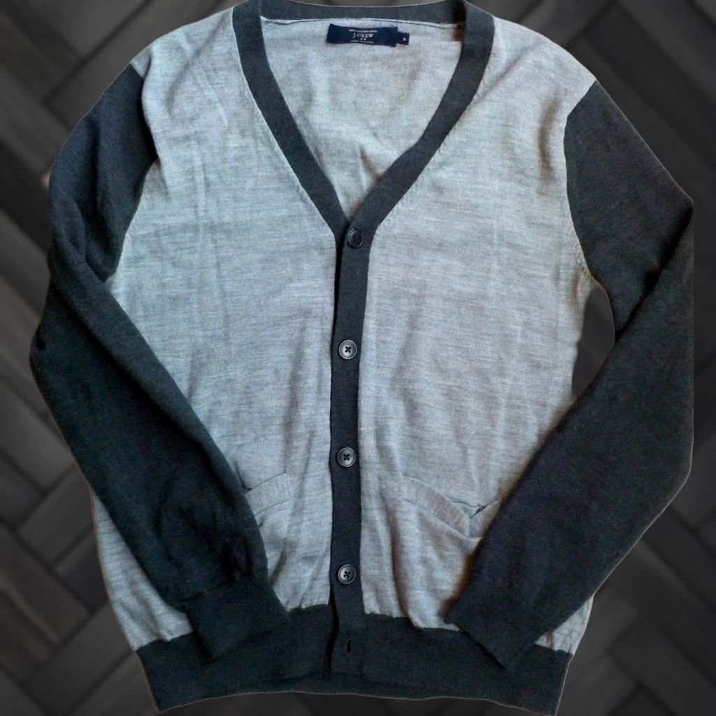 J.Crew J. Crew Mens Merino Wool Cardigan Sweater Gray Medium 5 Button 2 Pockets Size US M / EU 48-50 / 2 - 1 Thumbnail