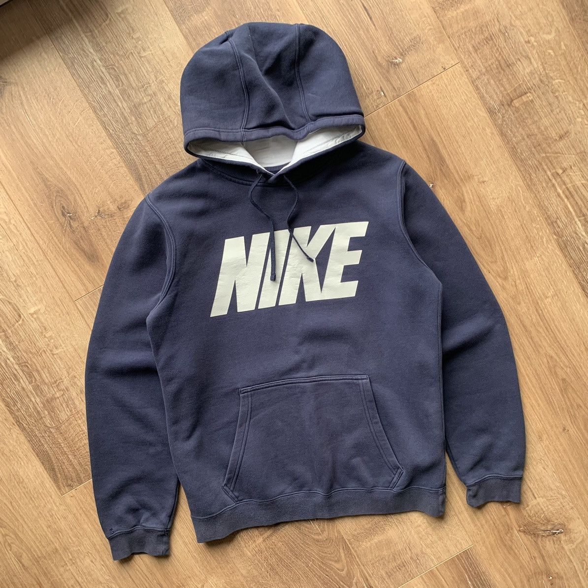 Nike Vintage Nike Big Center Logo hoodie Size US S / EU 44-46 / 1 - 3 Thumbnail