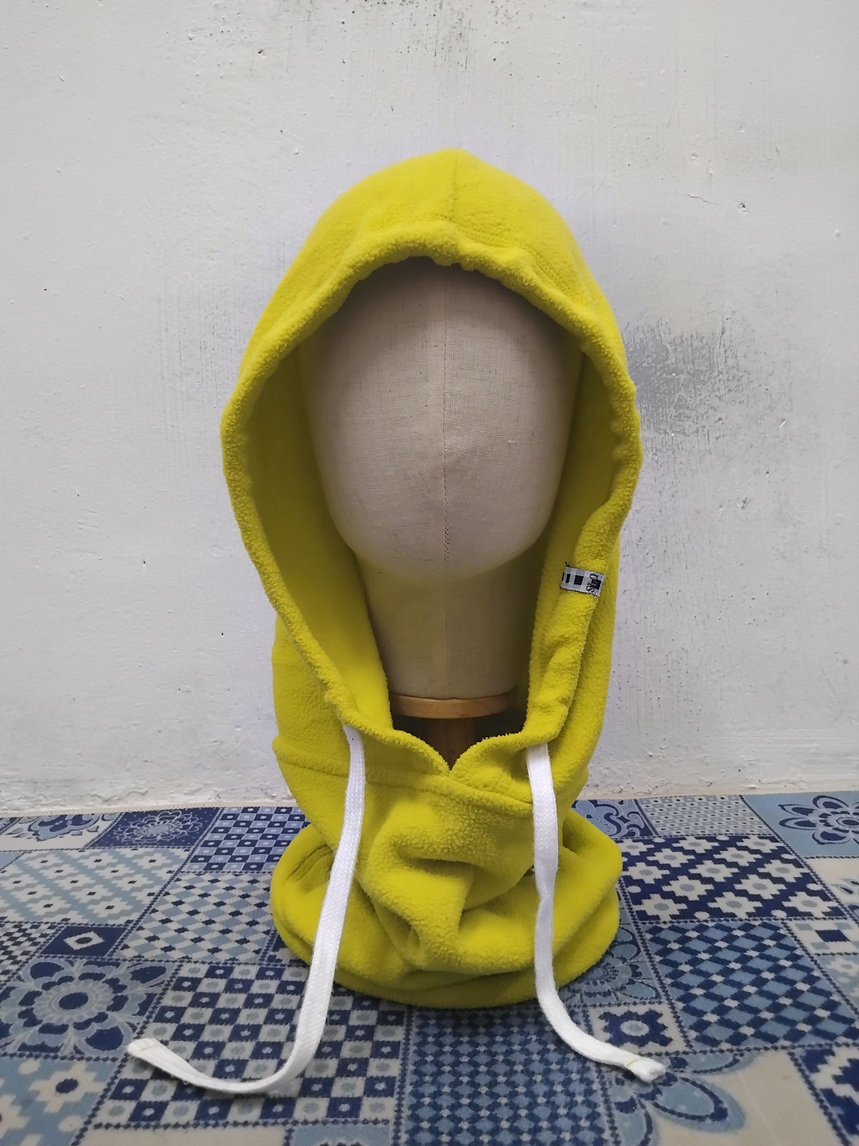 Japanese Brand Green yellow streetwear style hoodie Size ONE SIZE - 1 Thumbnail