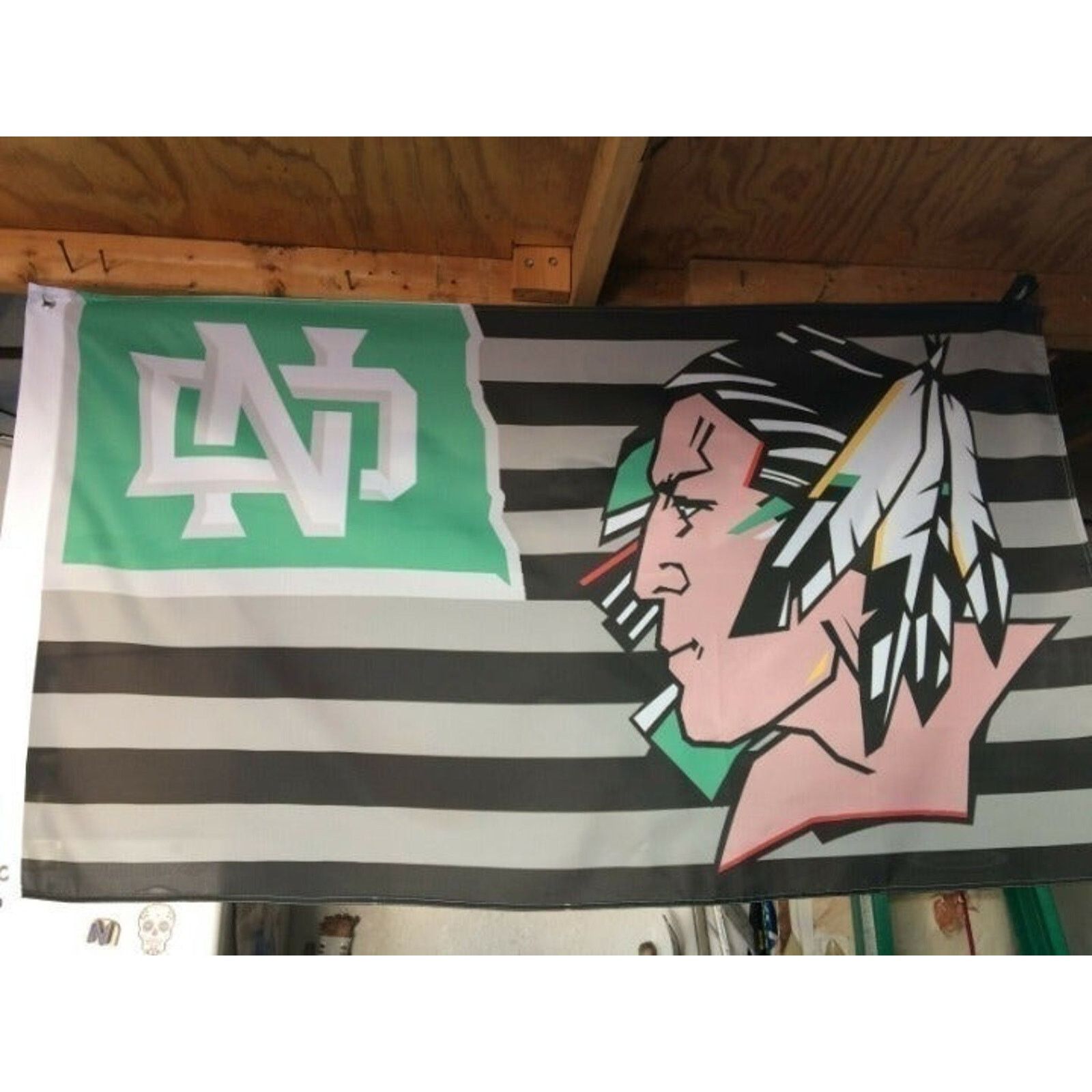 Other UND North Dakota Fighting Sioux 5ft Flag Size ONE SIZE - 2 Thumbnail
