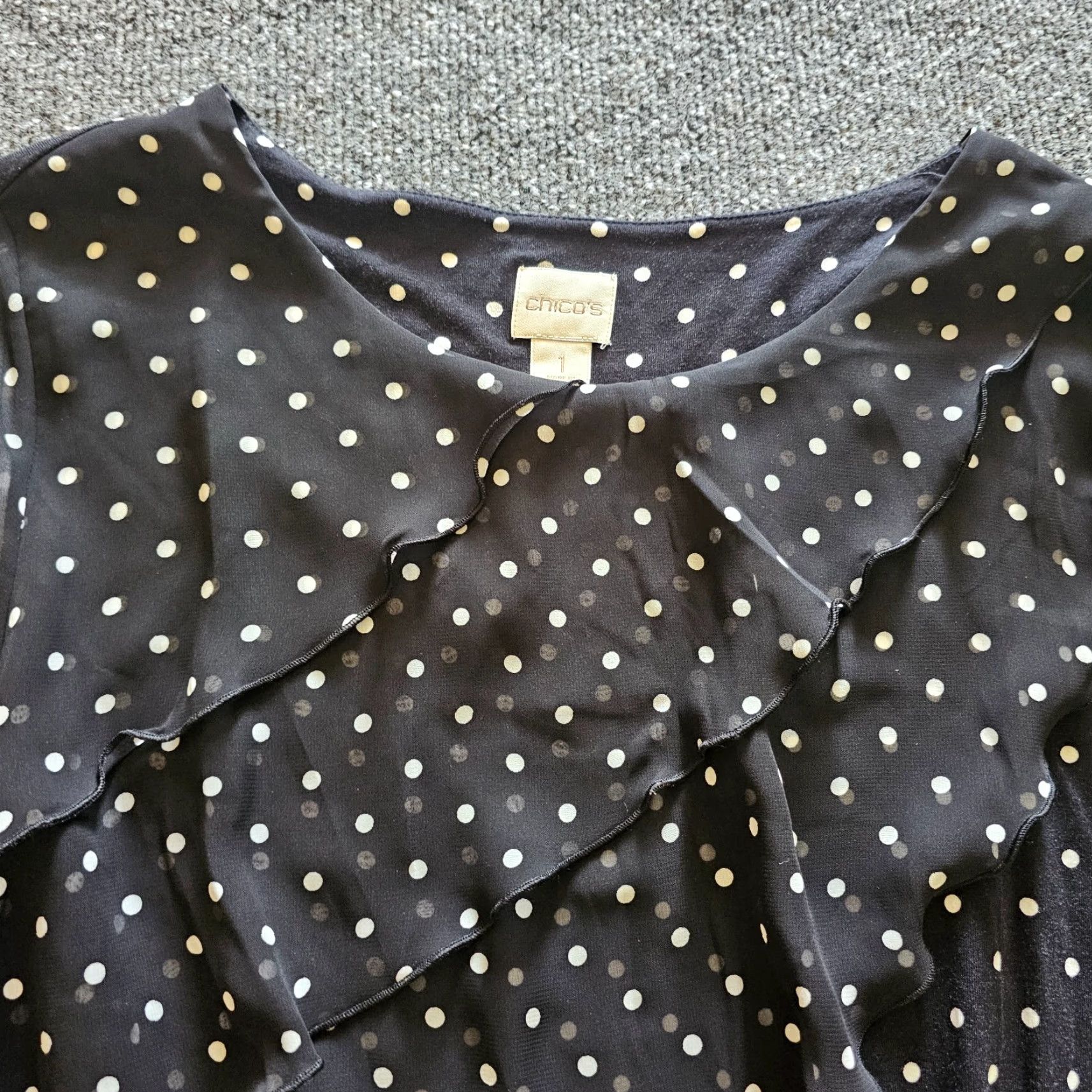 Vintage Chicos Top Womens M Black Polka Dot Peplum Ruffle Career Casual Shirt Size M / US 6-8 / IT 42-44 - 2 Thumbnail