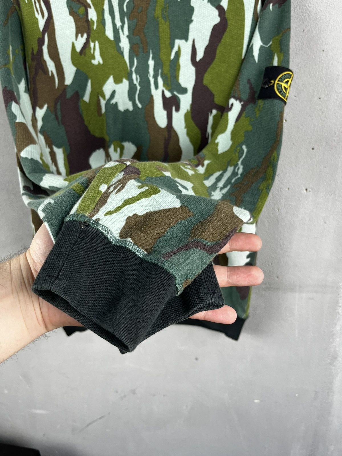 Stone Island Stone Island Garment Dyed Camo Green sweatshirt Size US L / EU 52-54 / 3 - 5 Thumbnail