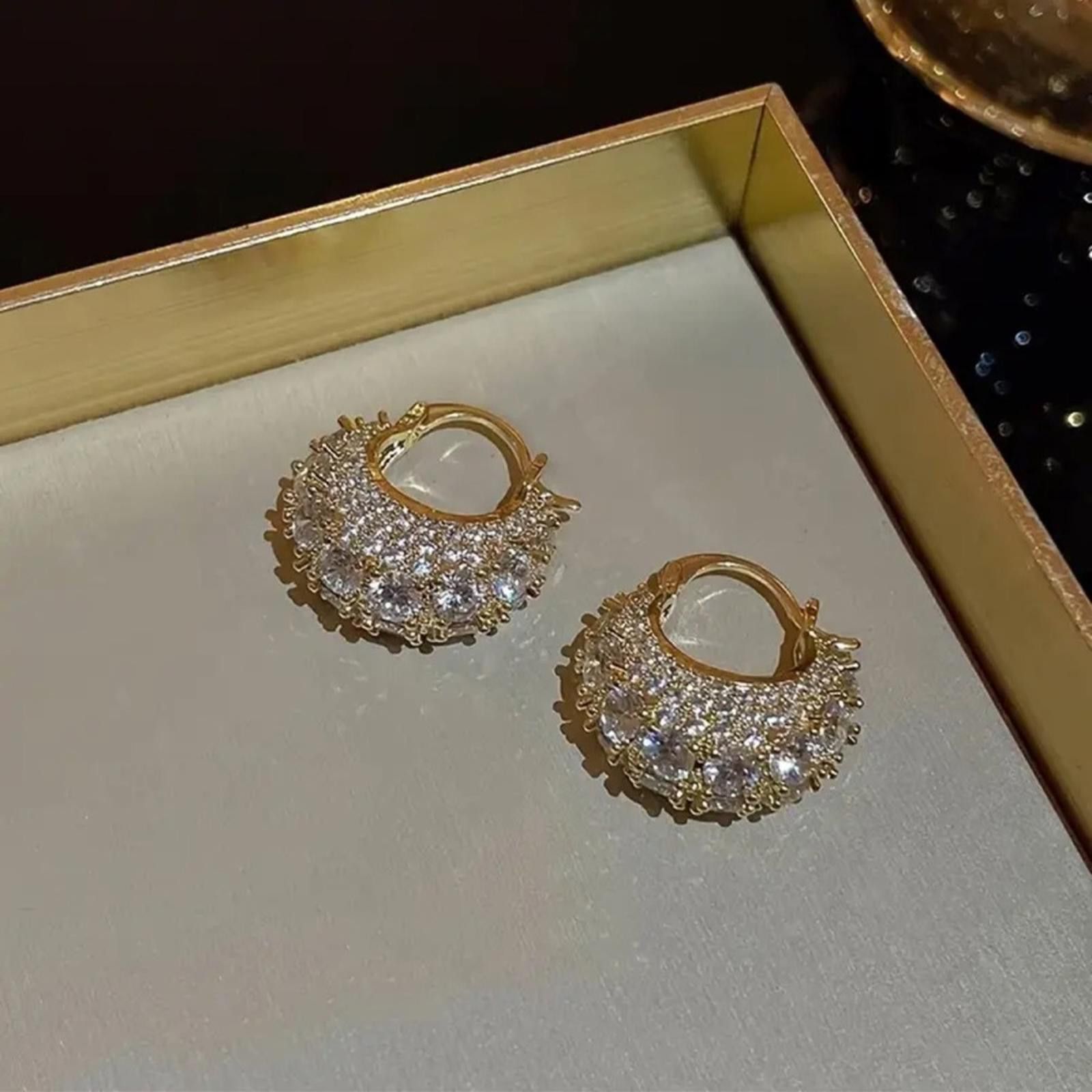 Designer Diamond CZ And Gold Hoop Earrings NWT Size ONE SIZE - 2 Thumbnail