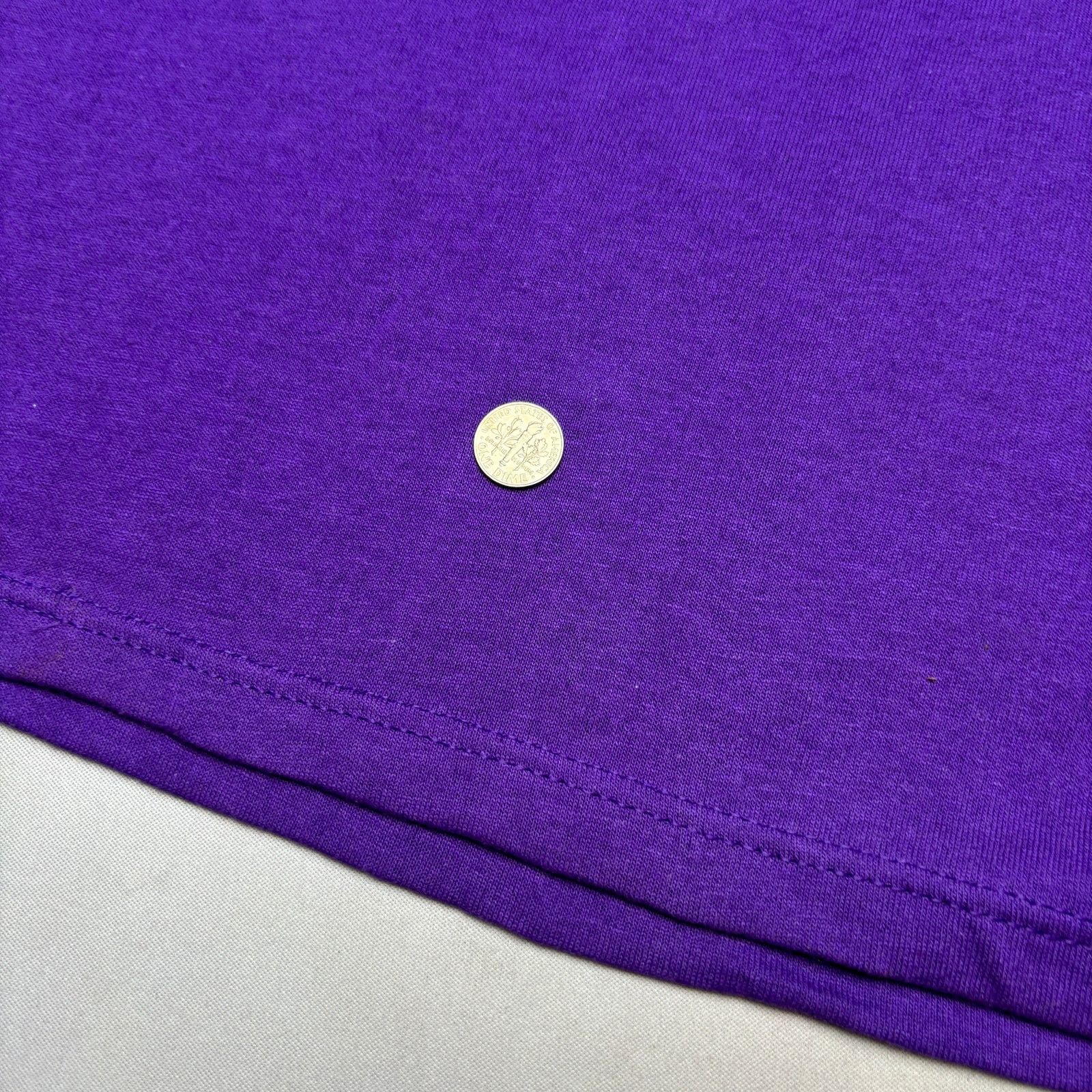 Champion Vintage 80s Champion Blank Tee Shirt Purple Men's Medium Size US M / EU 48-50 / 2 - 11 Thumbnail