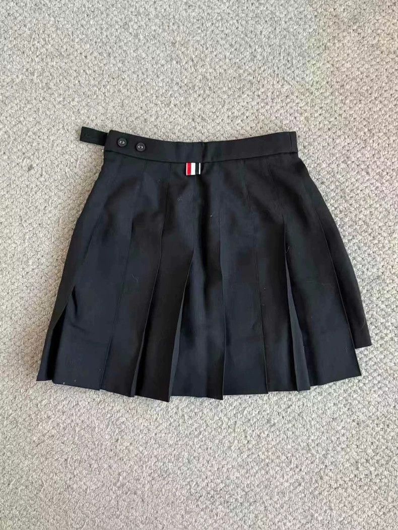 Thom Browne Thom Browne Black striped wool pleated skirt Size 24" / US 00 / IT 34 - 2 Thumbnail