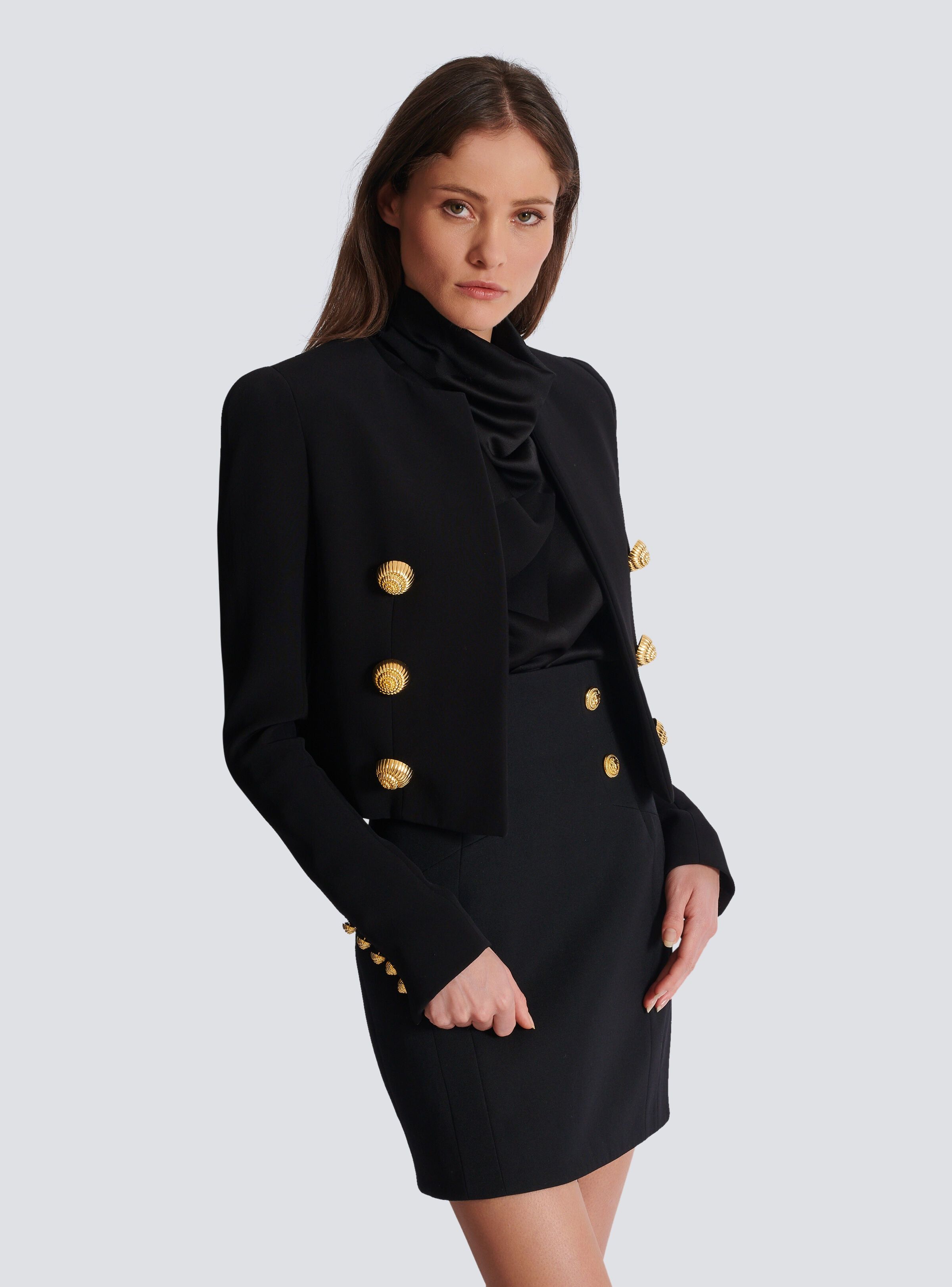 Balmain o1s1wg111025 Buttoned Cropped Crepe Jacket in Black Size XS / US 0-2 / IT 36-38 - 7 Thumbnail