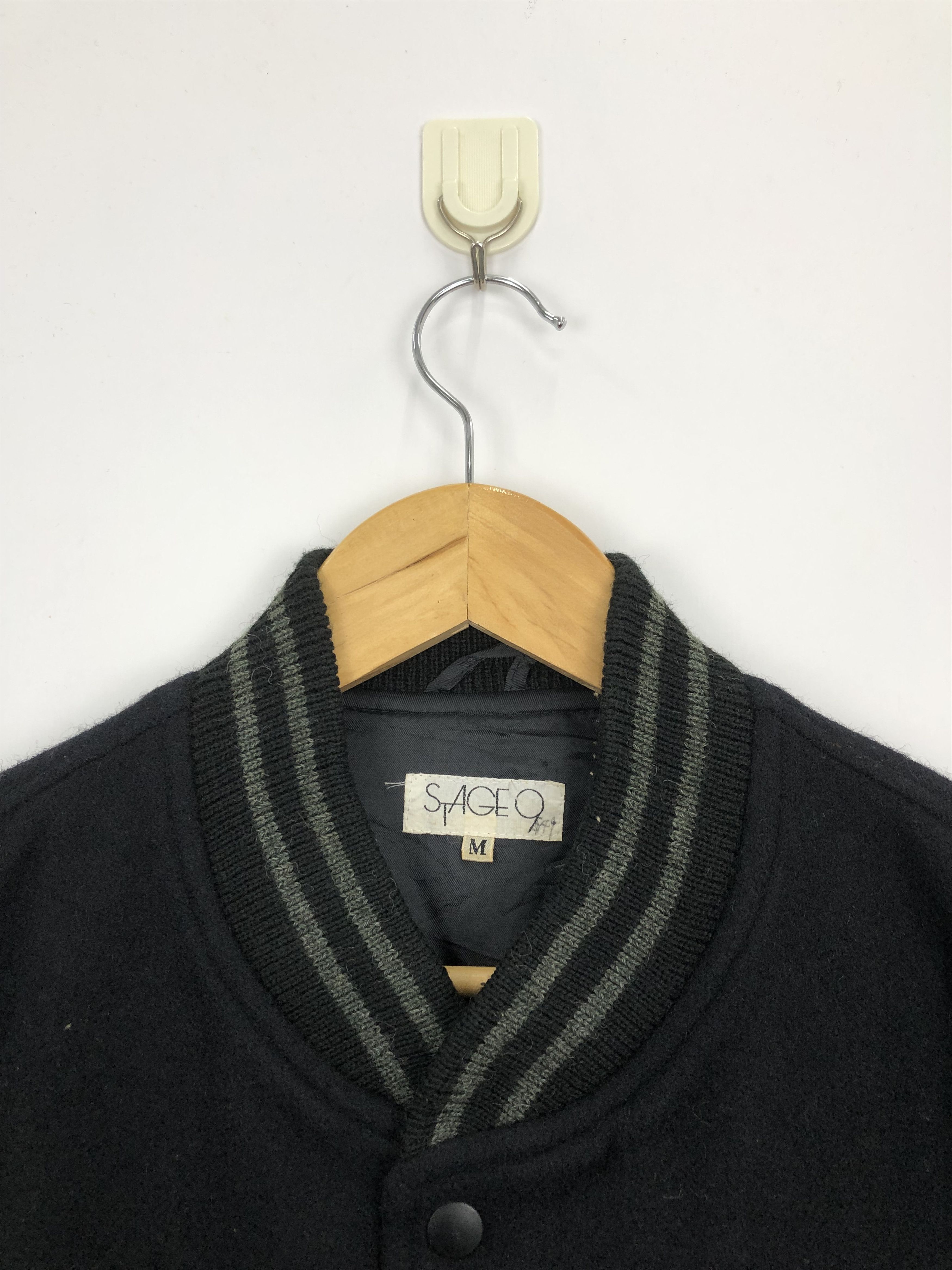 Vintage Vintage 90s West Coast Wool Varsity Jacket V0356 Size US M / EU 48-50 / 2 - 8 Thumbnail