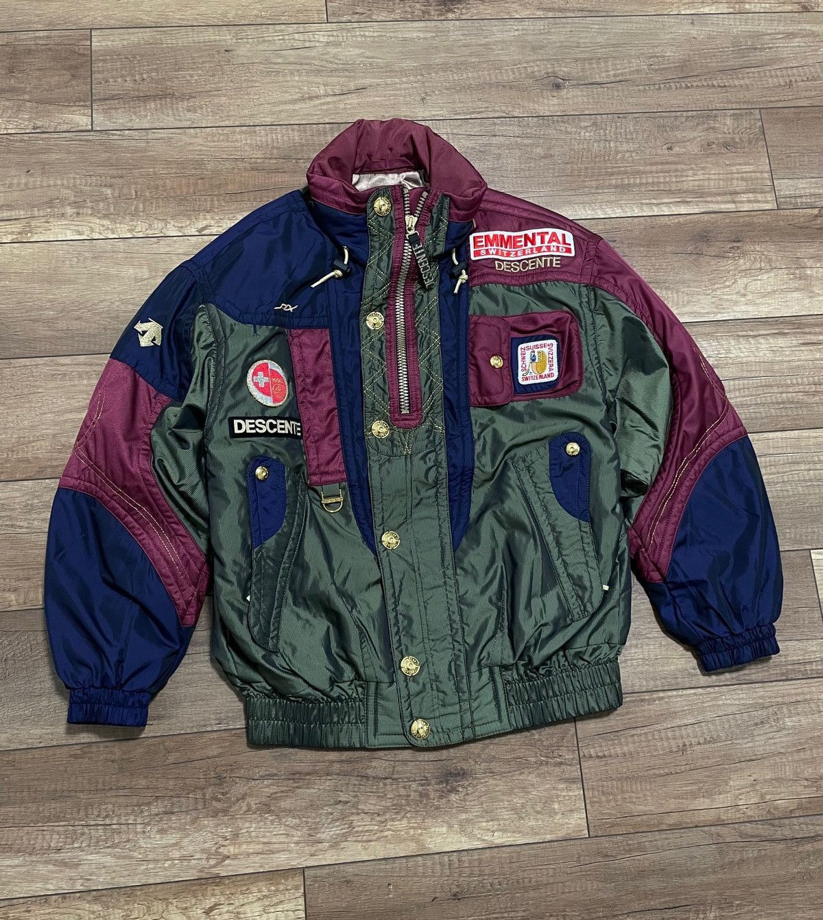 Descente Vintage Descente Suisse Switzerland Hockey Team Ski Jacket Size US M / EU 48-50 / 2 - 2 Thumbnail