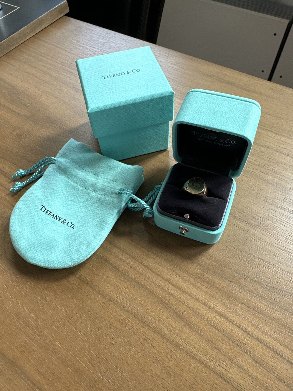 Tiffany & Co. Signet Ring Size ONE SIZE - 1 Thumbnail